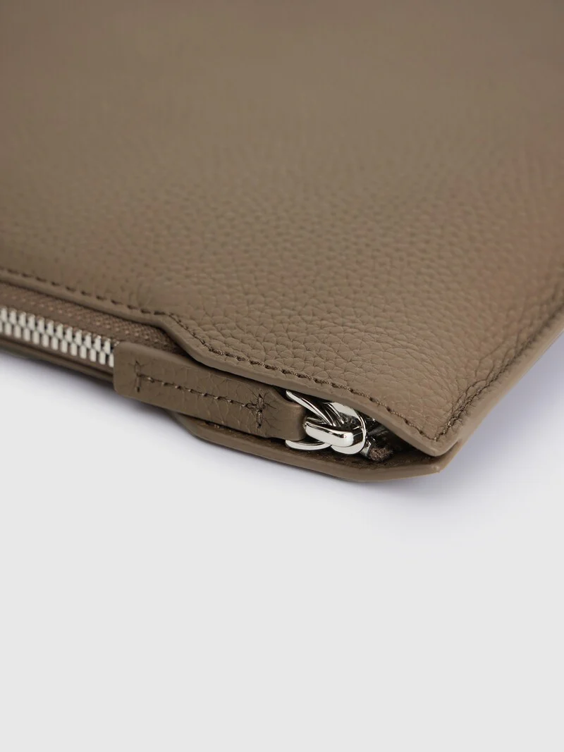 14-inch leather laptop case - Image 3