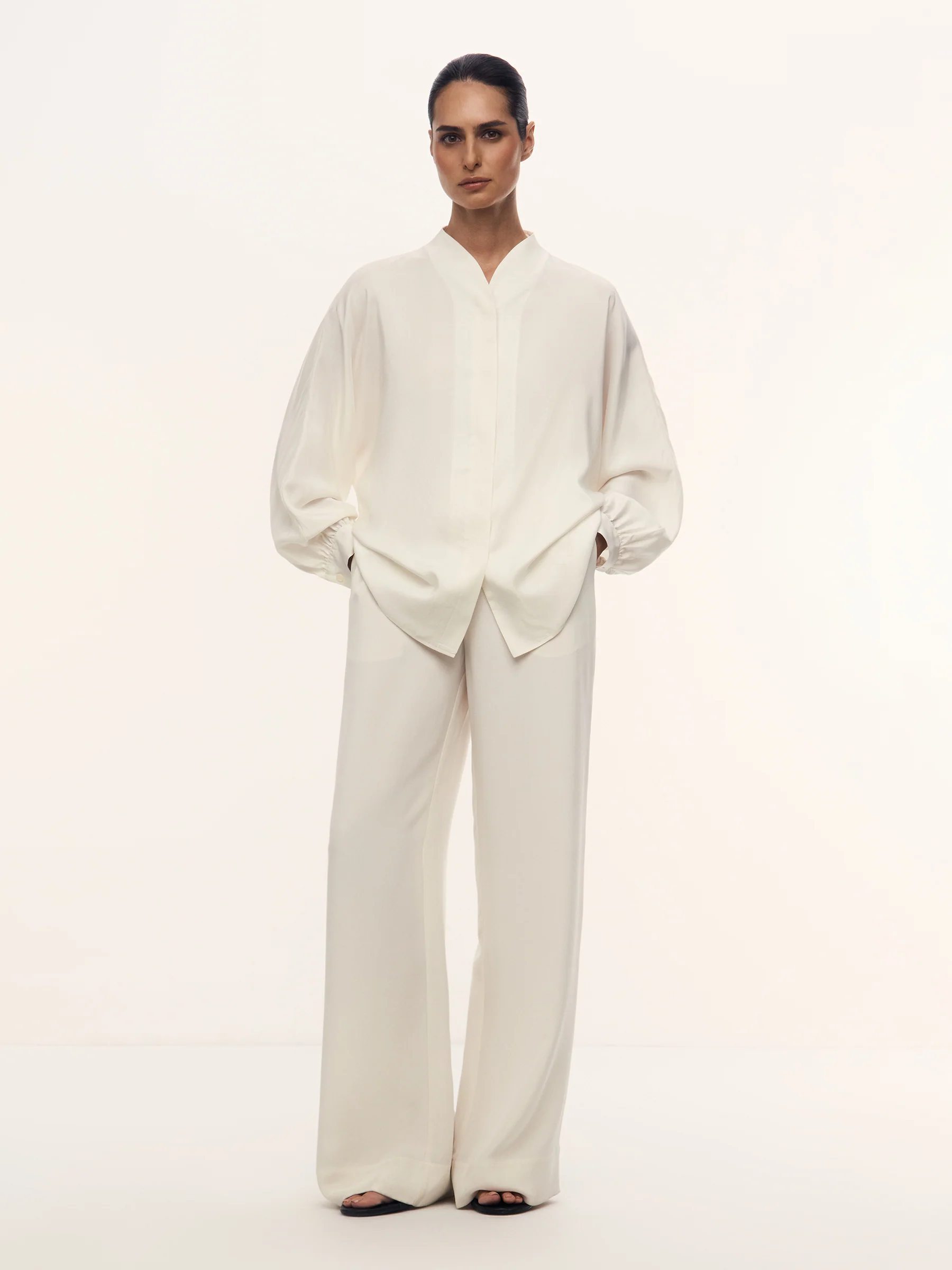Ecru silk trousers
