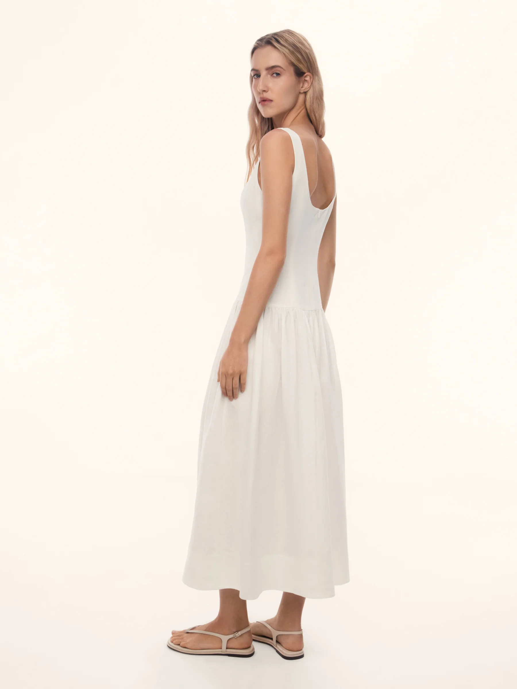 Antoinette linen dress - Image 5