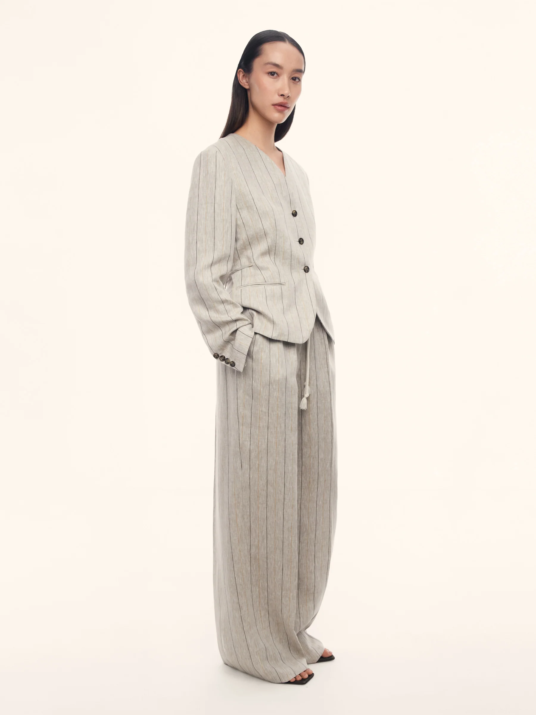 Aurelia linen jacket - Image 3
