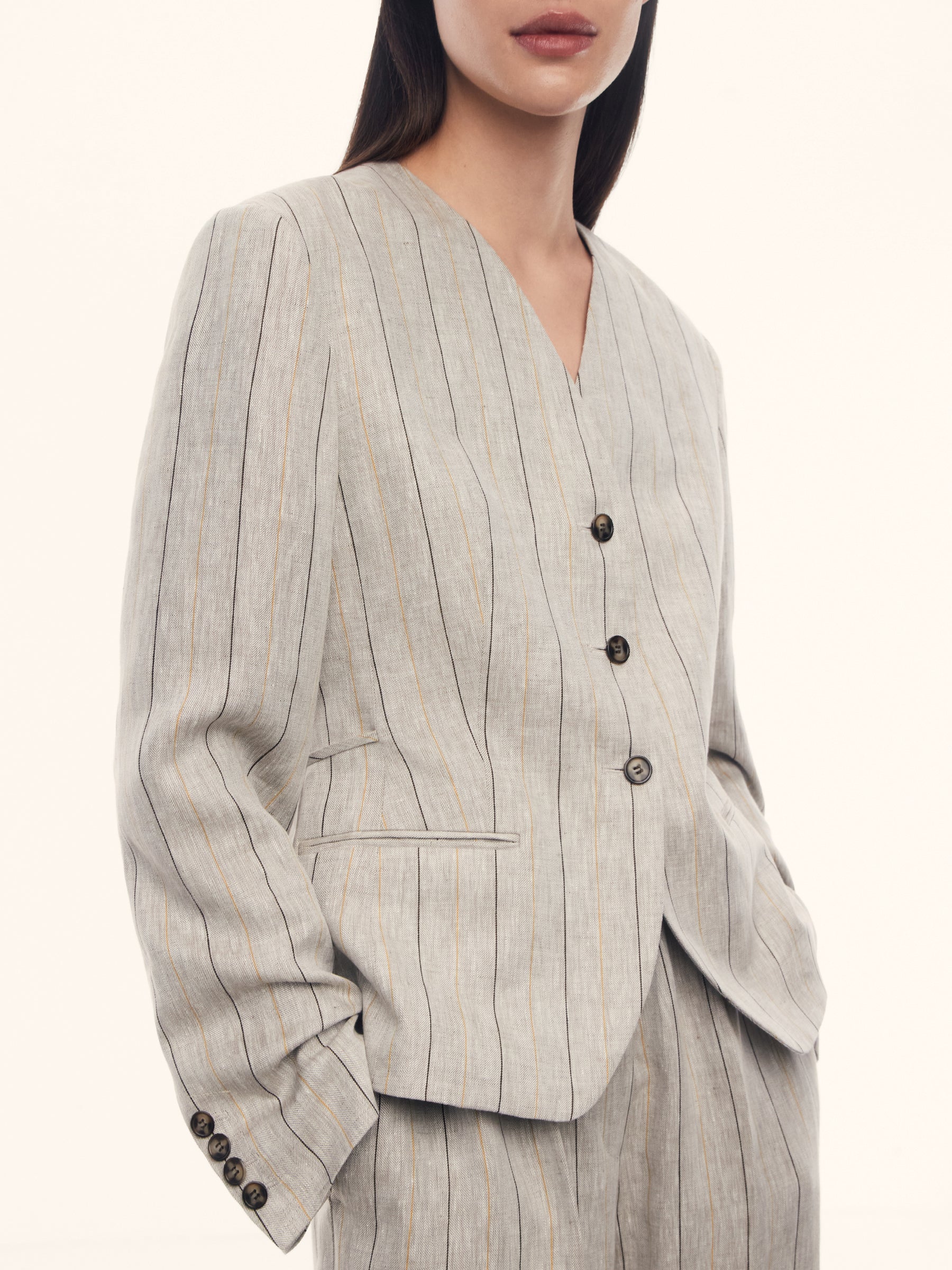 Aurelia linen jacket - Image 5