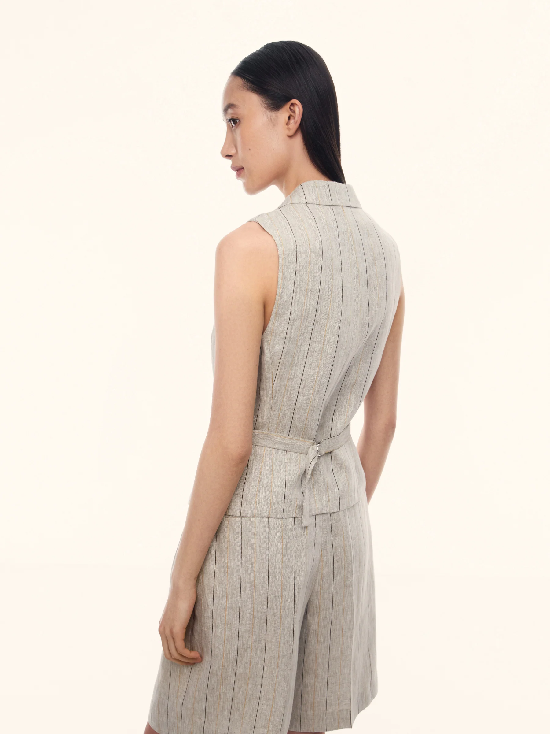 Aurelia linen vest - Image 5
