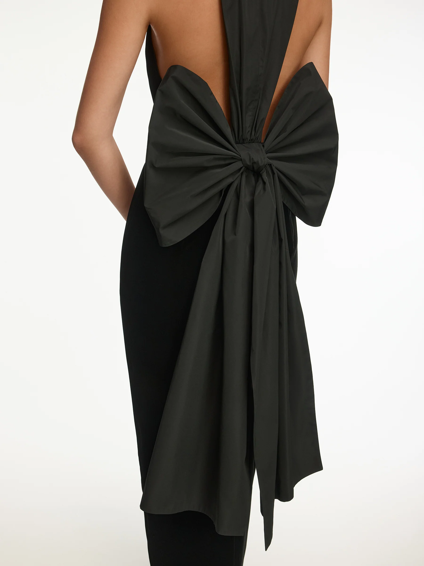 Belle velvet dress - Image 4