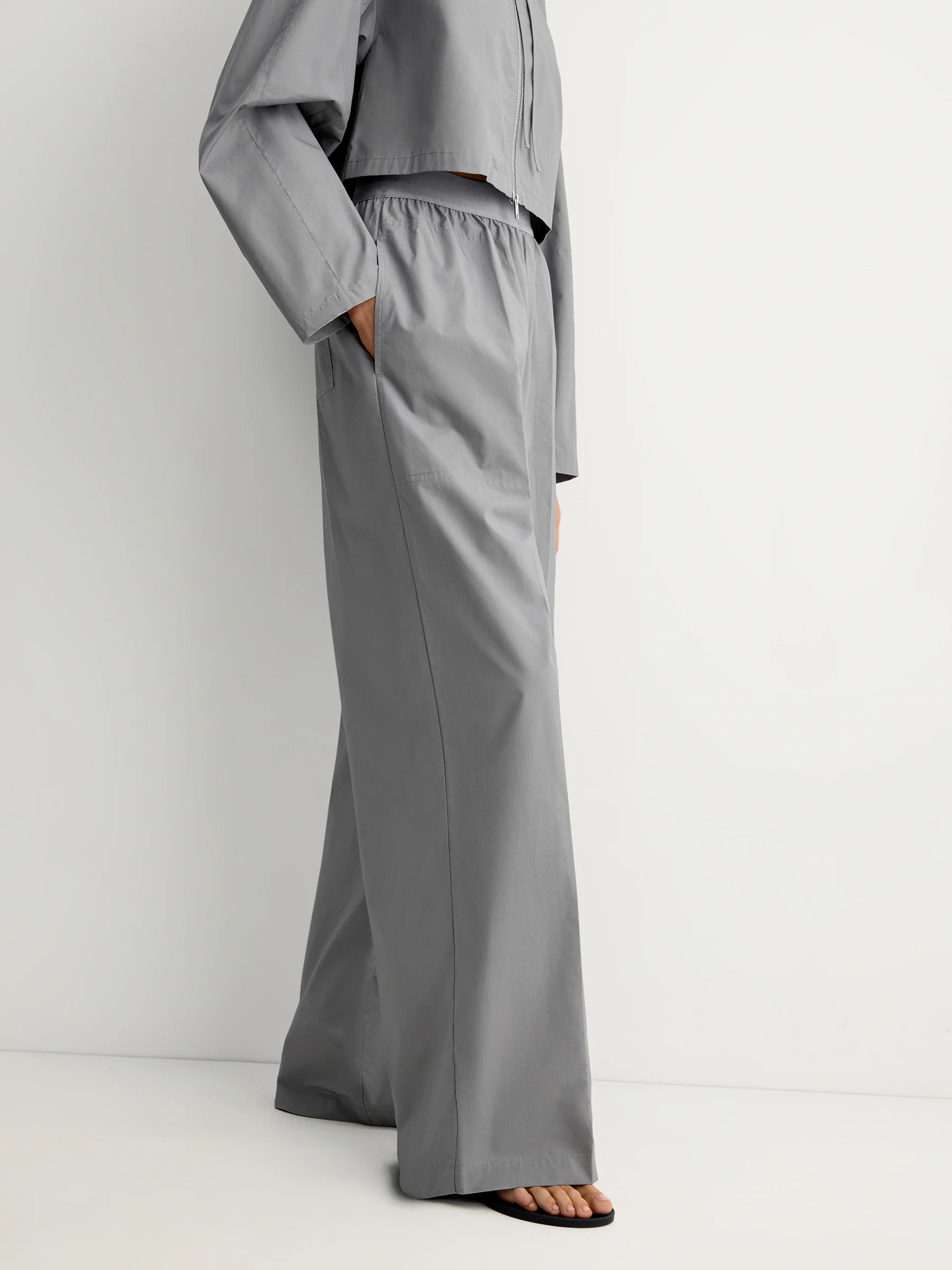 Cotton trousers - Image 3