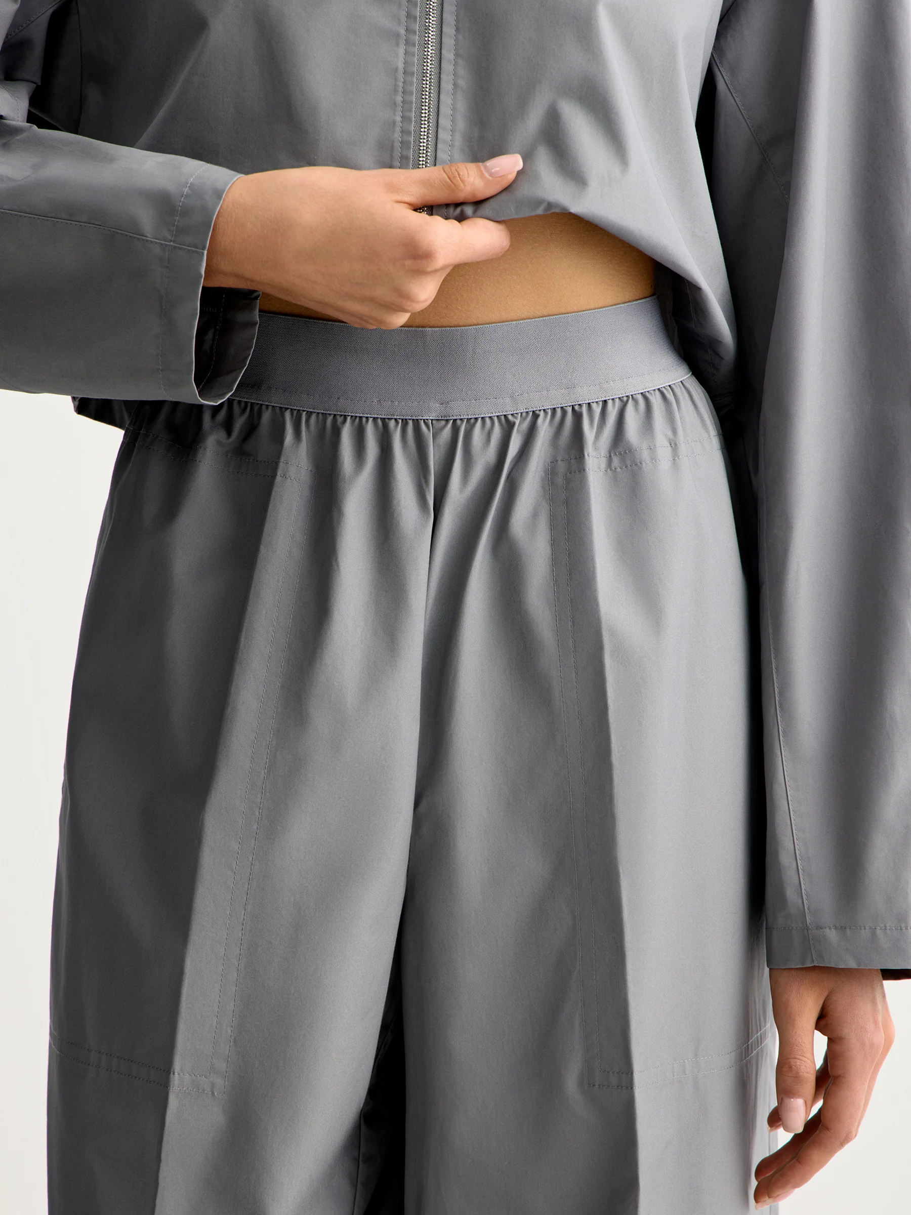 Cotton trousers - Image 5