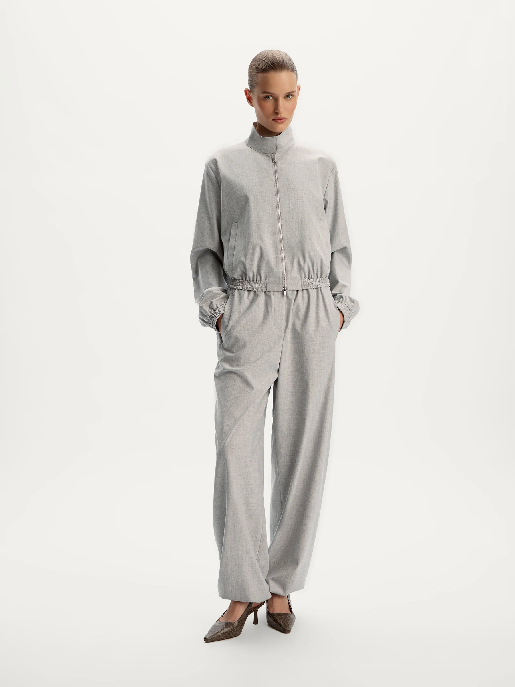 Drawstring-hem trousers