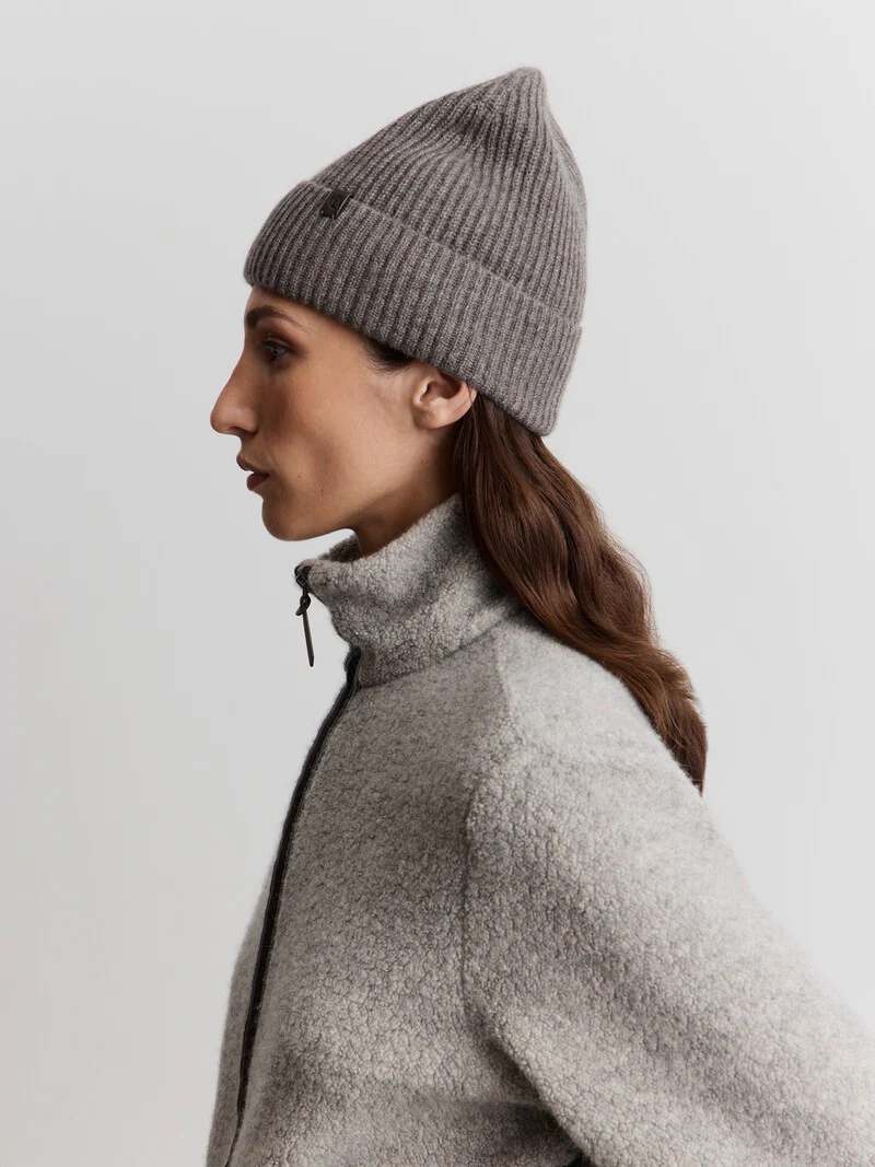 Fjord cashmere beanie - Image 3