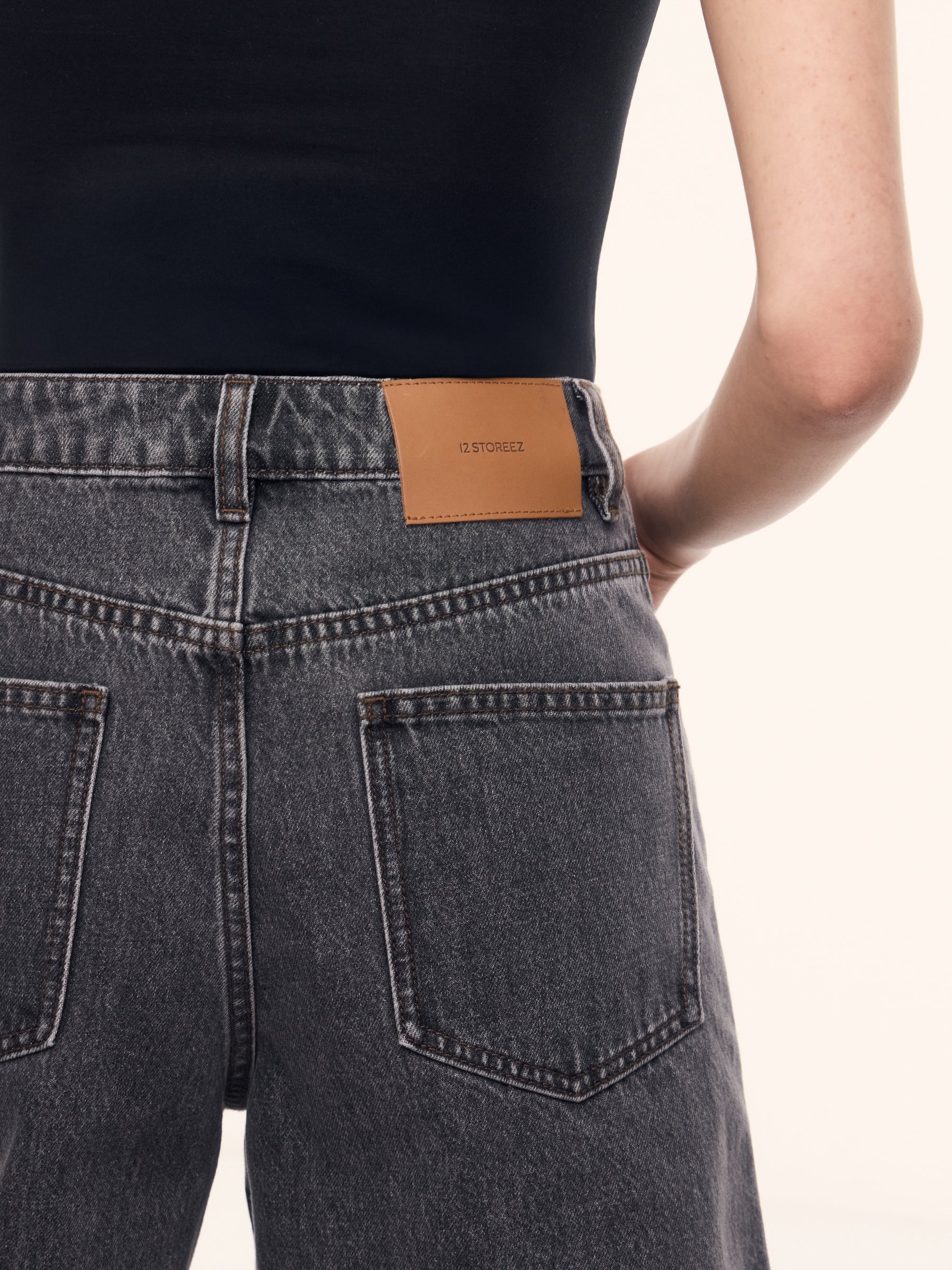 Flared denim shorts - Image 5