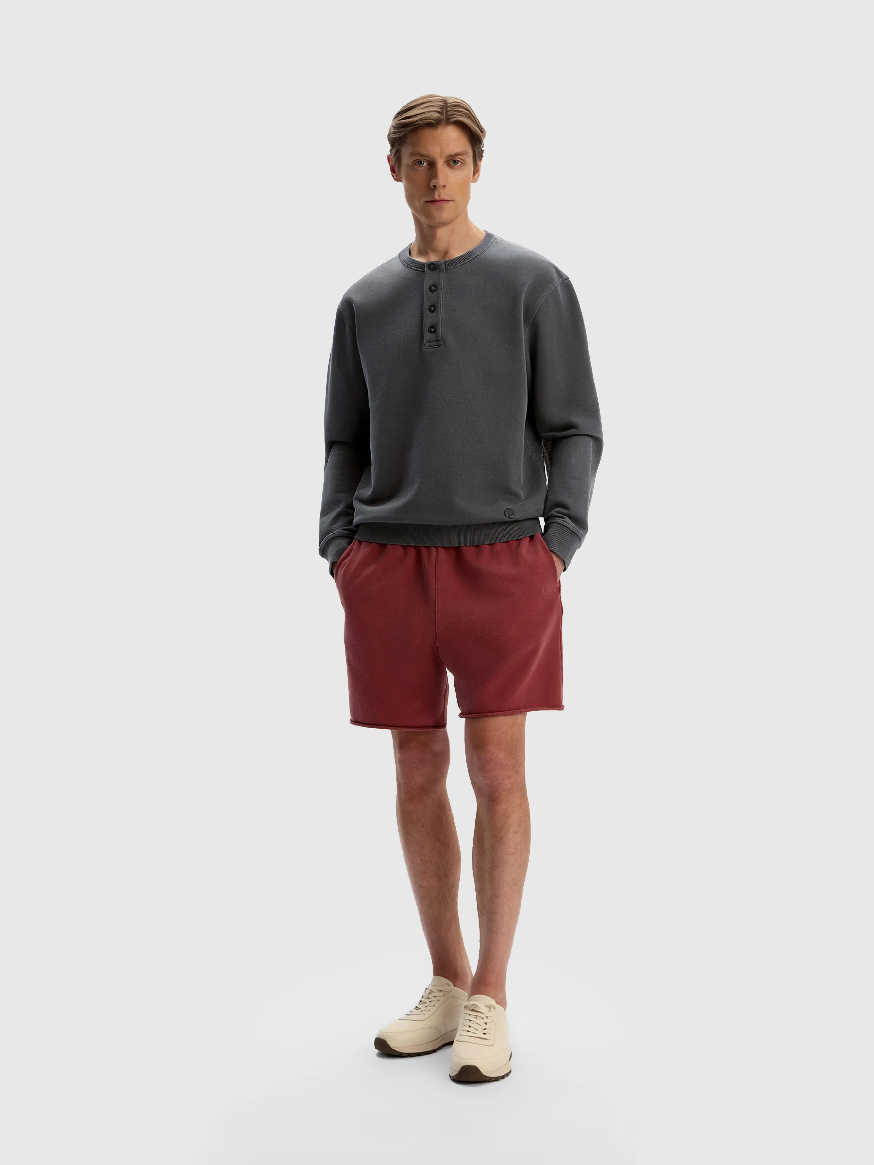 Garment-dyed terry shorts