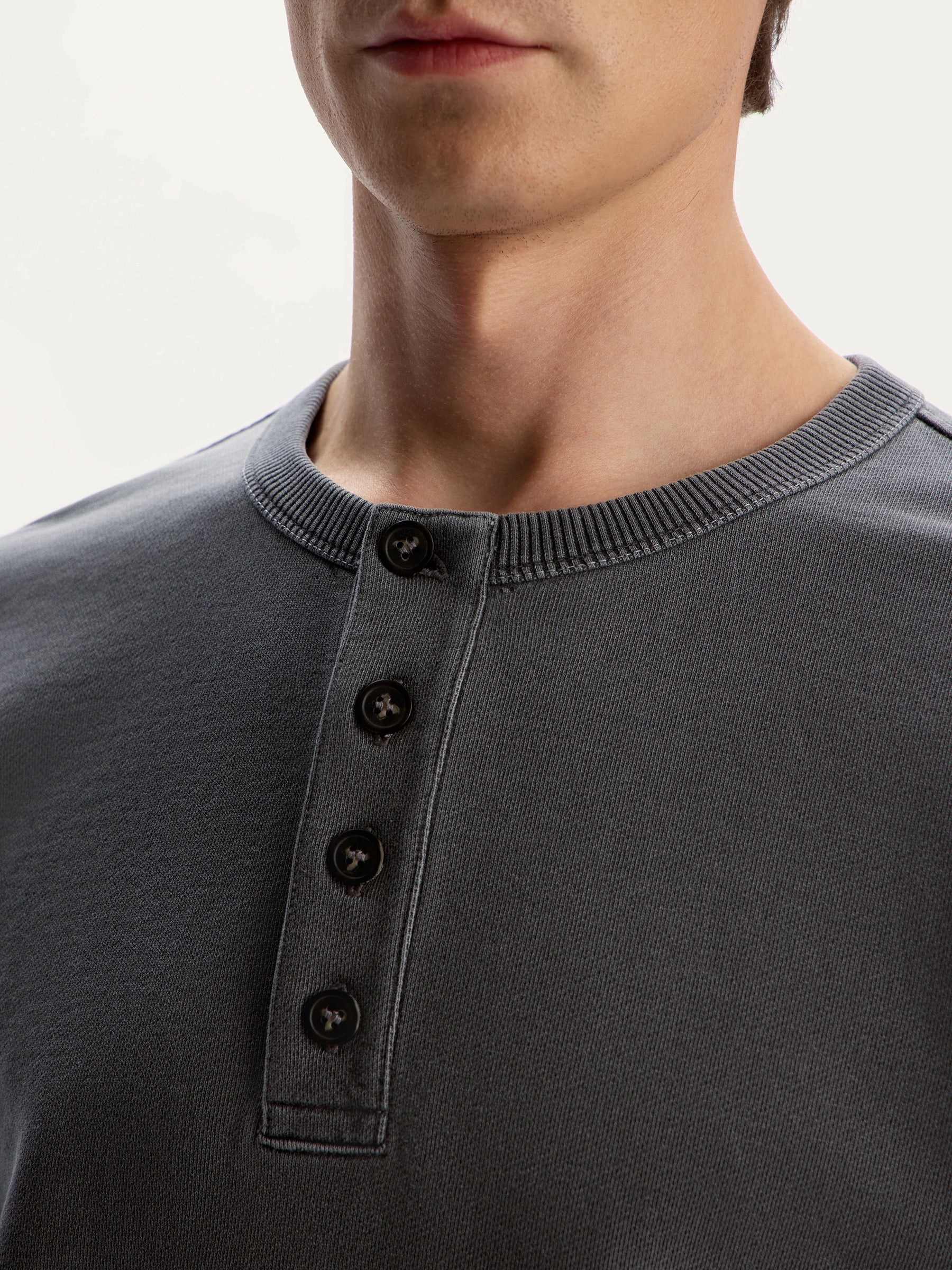 Garment-dyed terry sweatshirt - Image 3