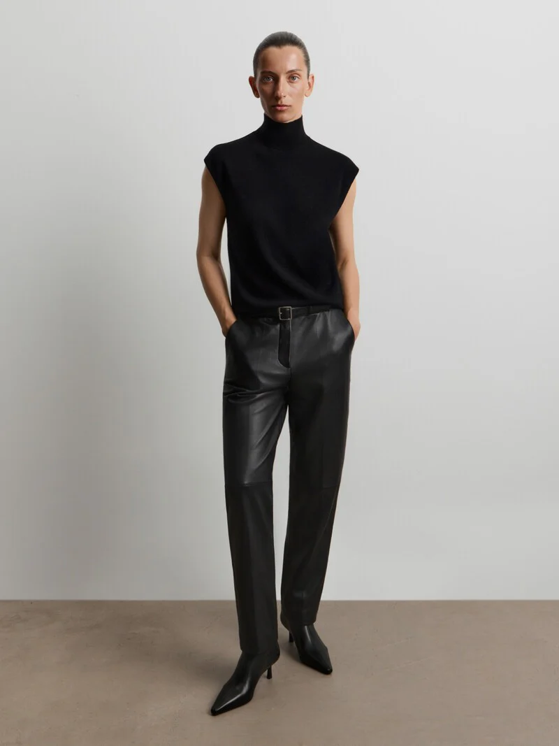 Leather creased trousers