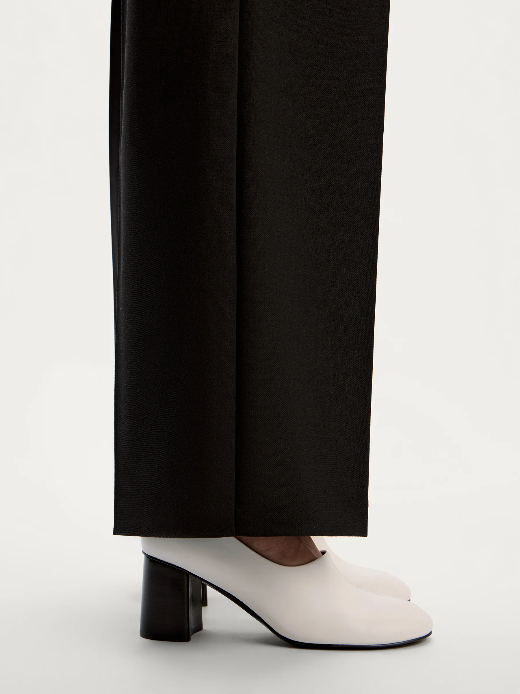 Leather pumps - Image 3