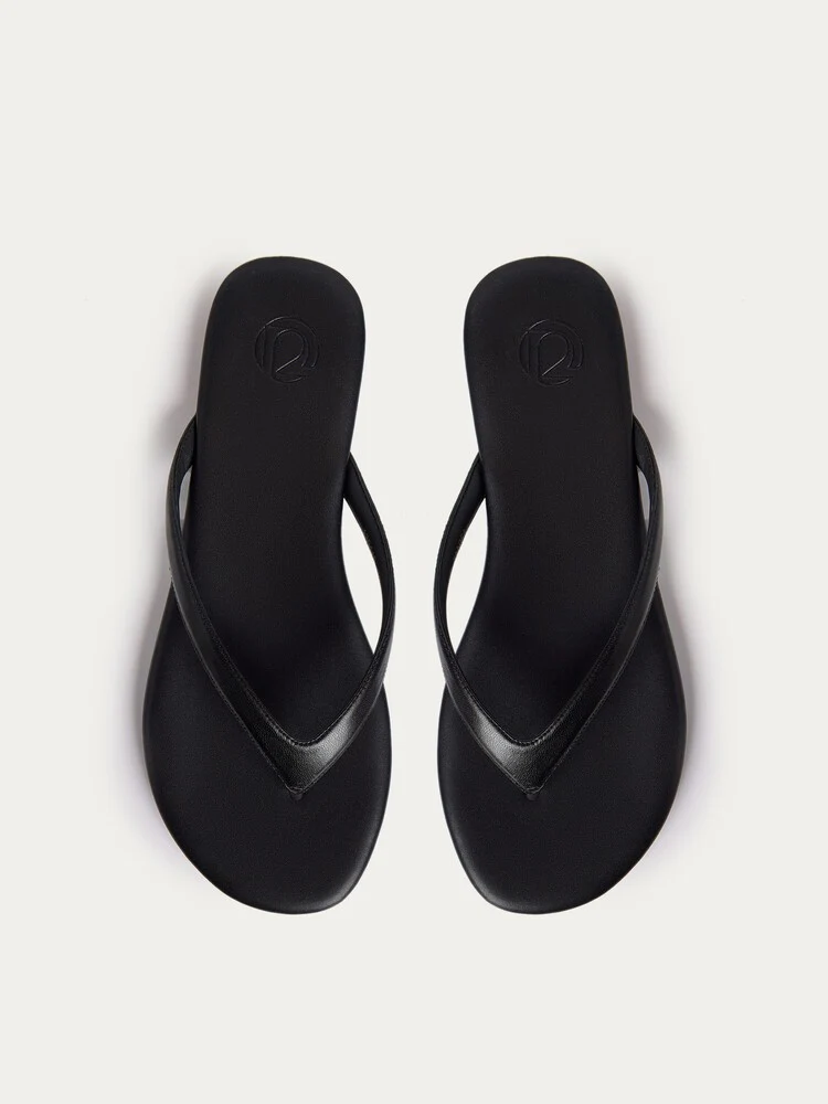 Leather thong sandals - Image 4