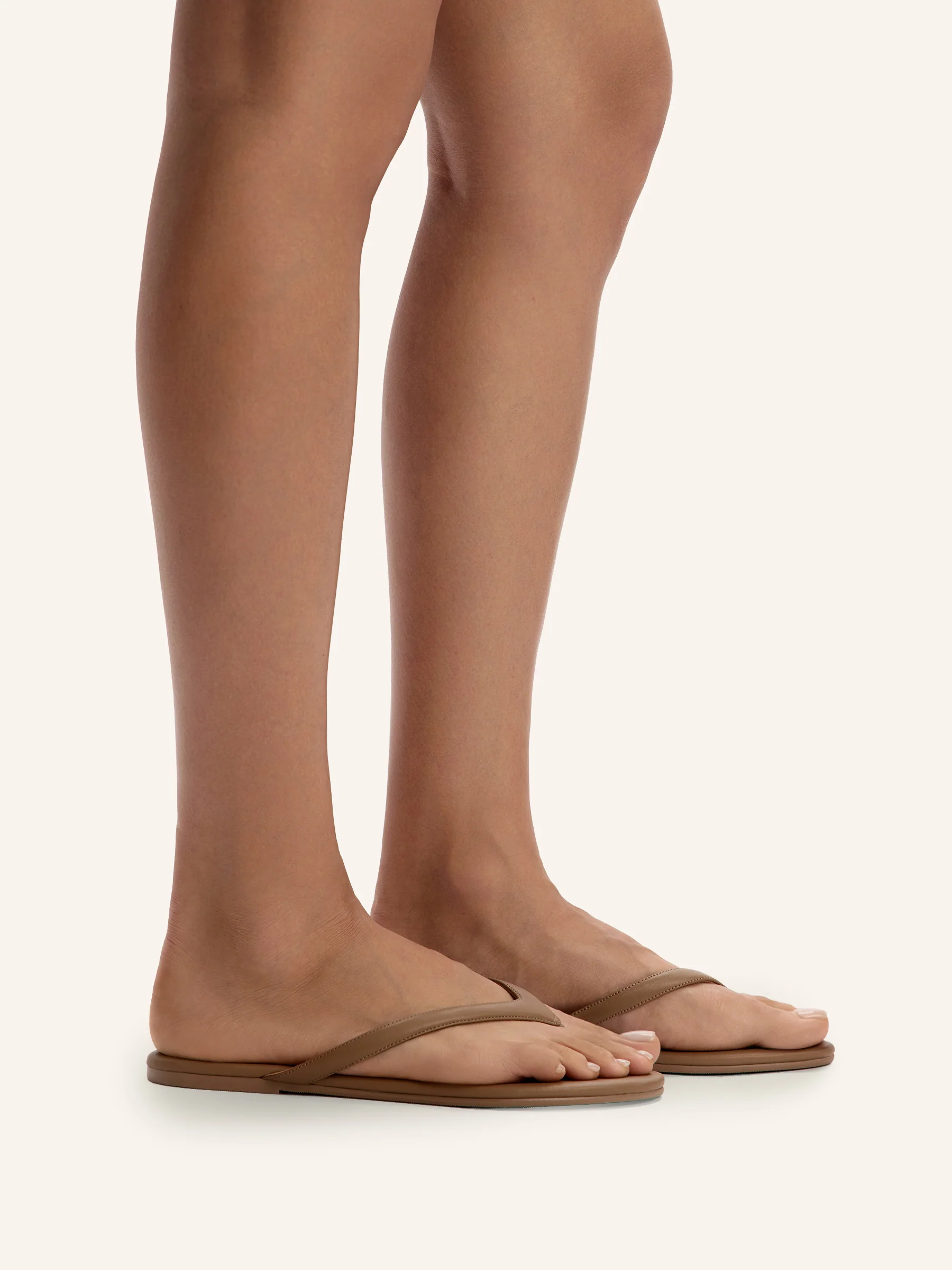 Leather thong sandals - Image 3