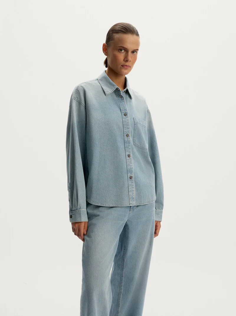 Lightweight denim shirt