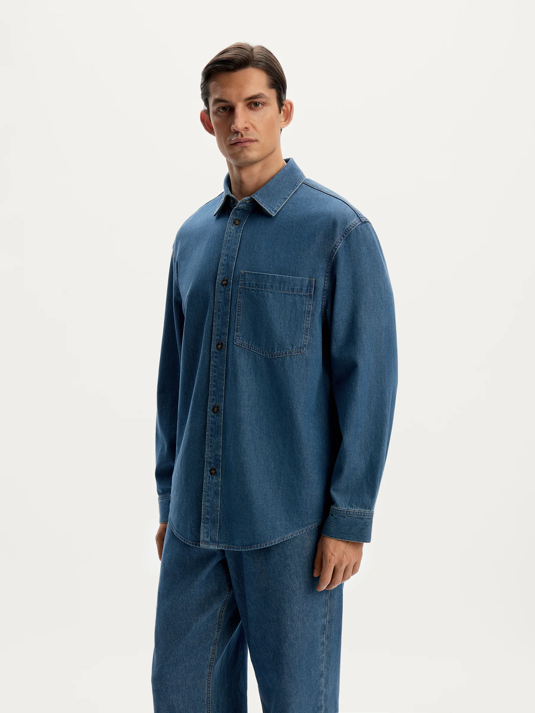 Lightweight denim shirt