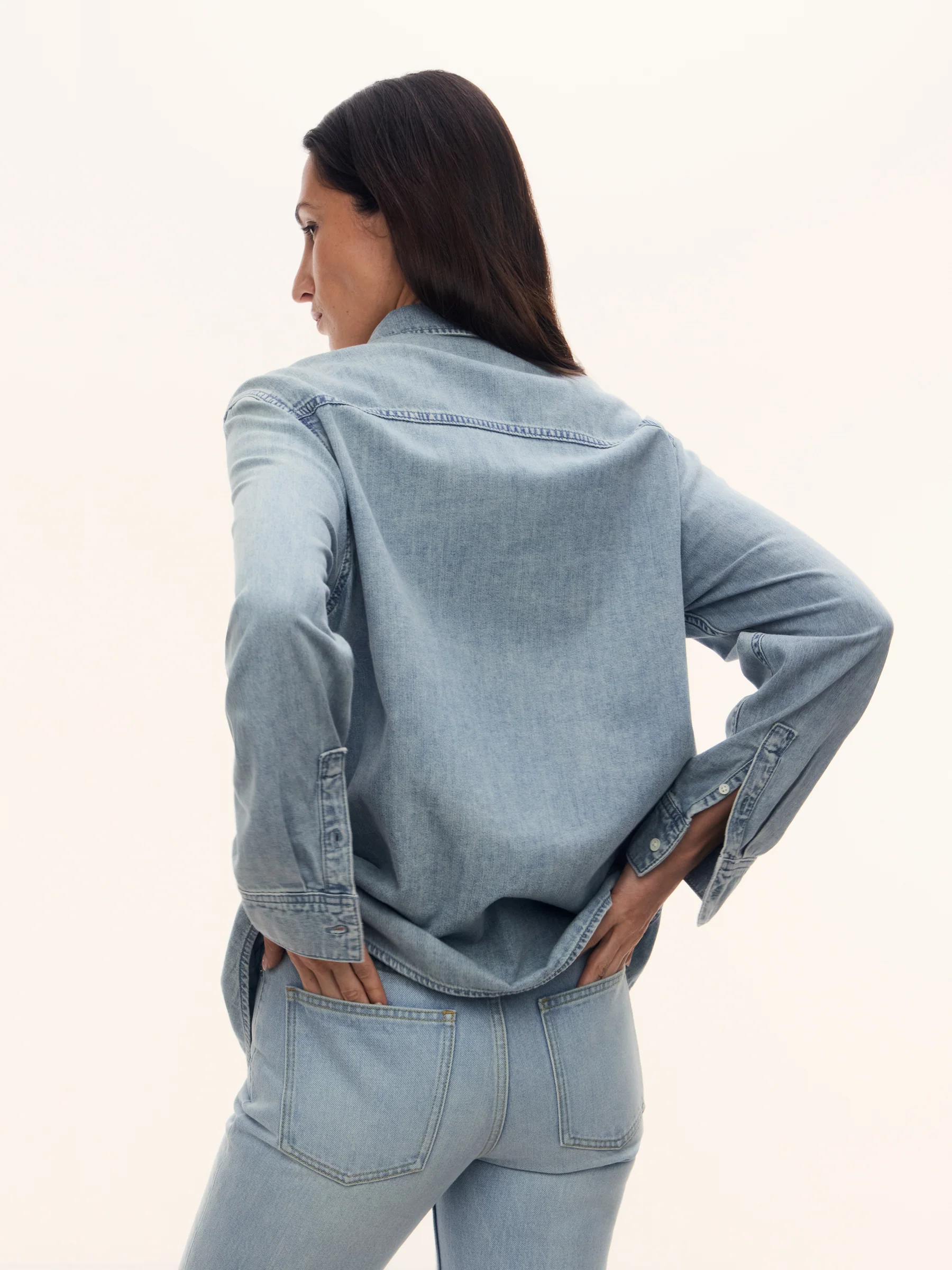 Lightweight denim shirt - Image 5