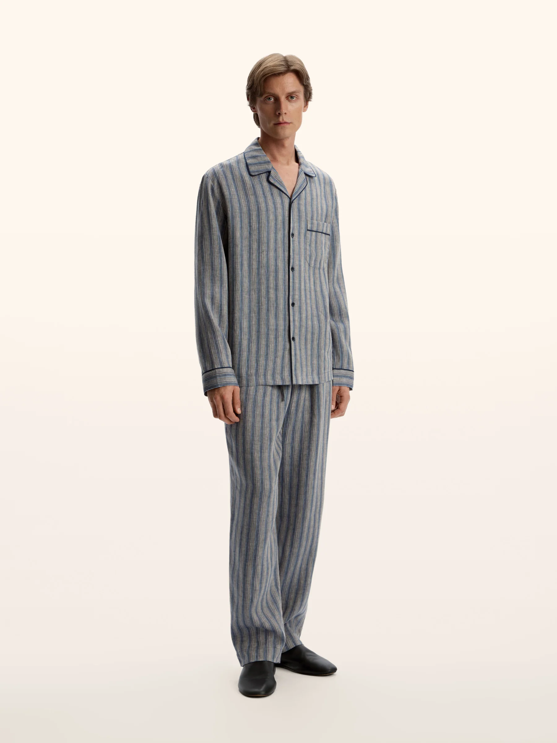 Linen pyjama-style set
