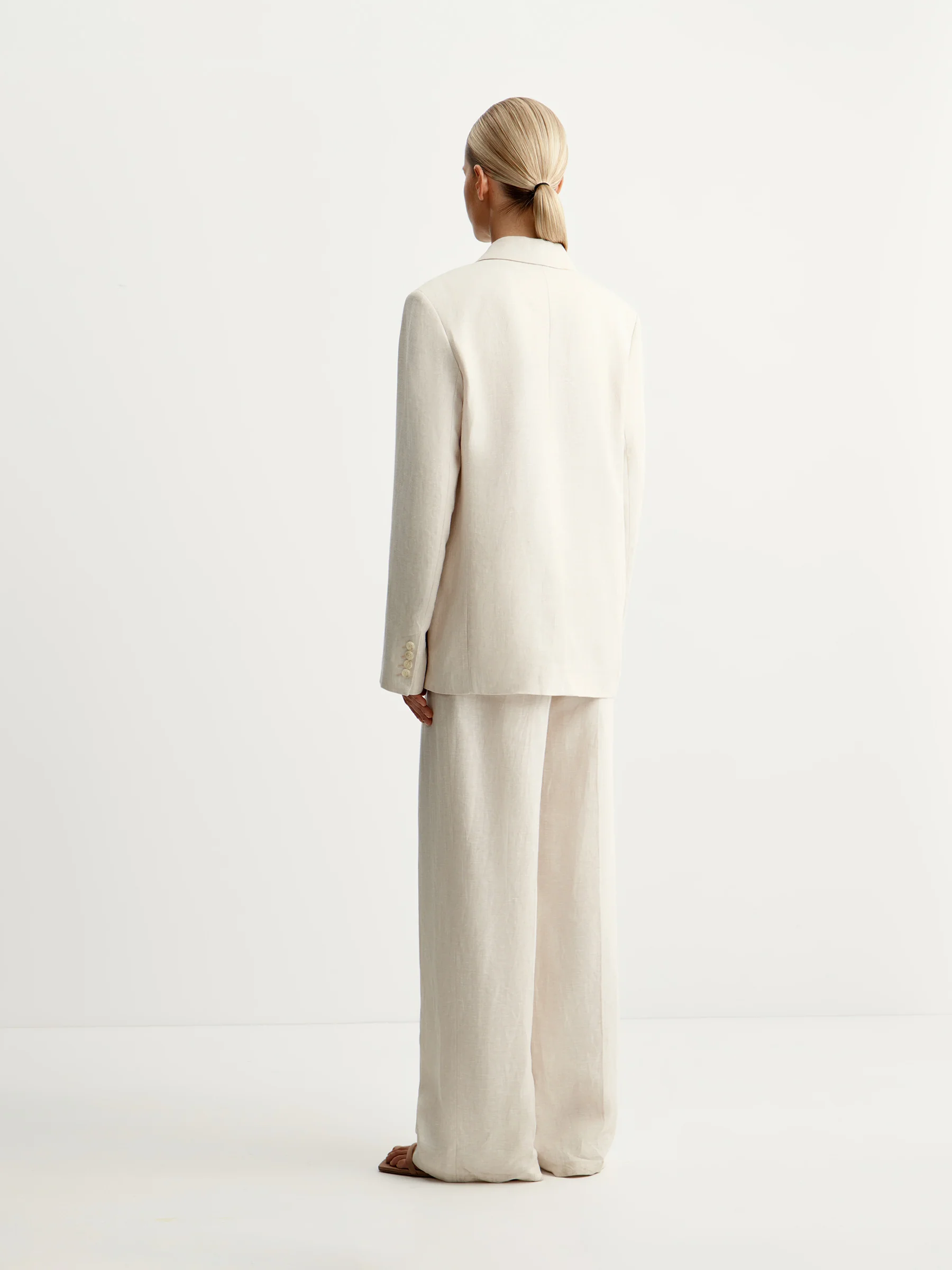 Linen trousers - Image 6
