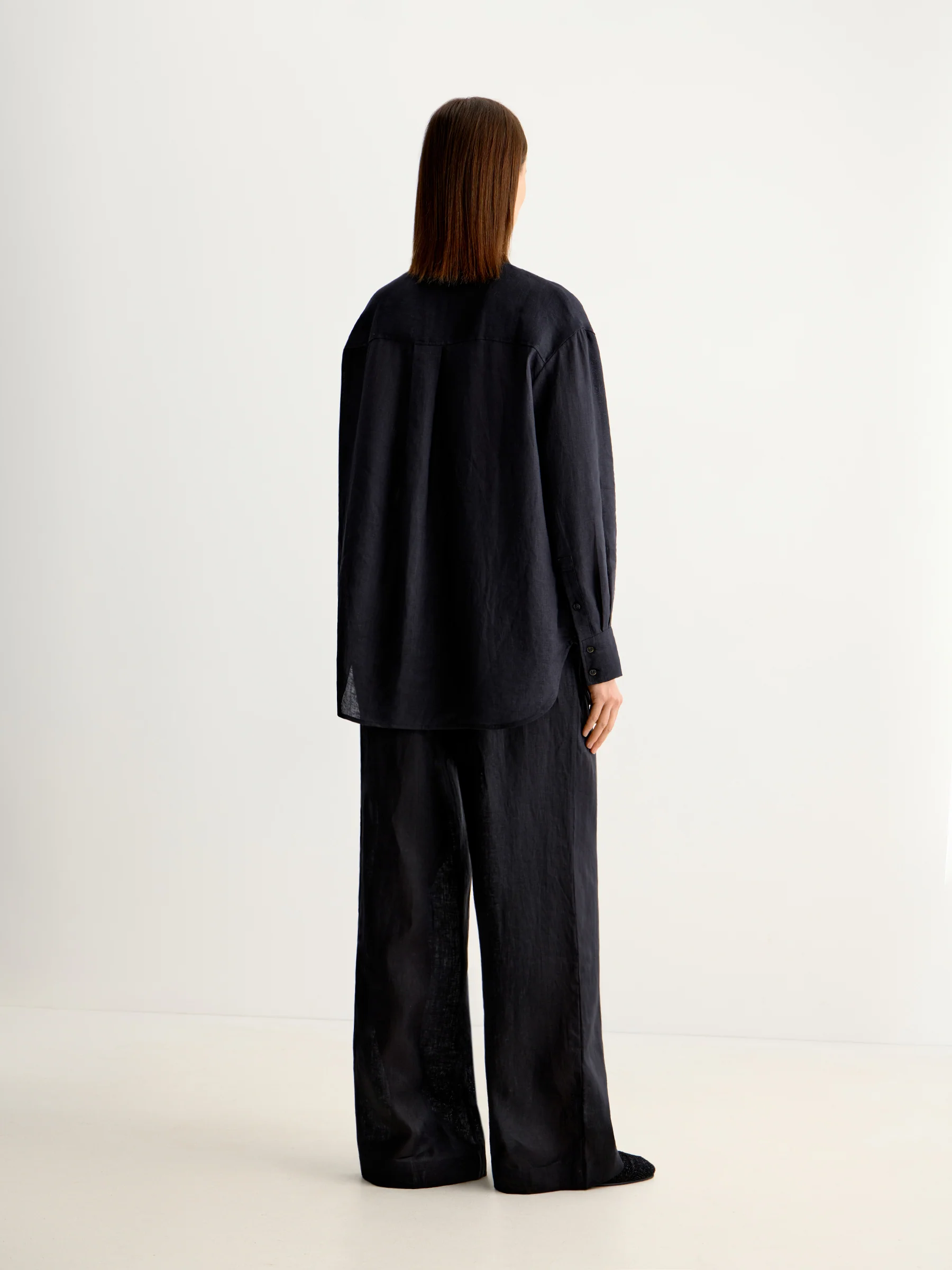 Linen trousers - Image 4