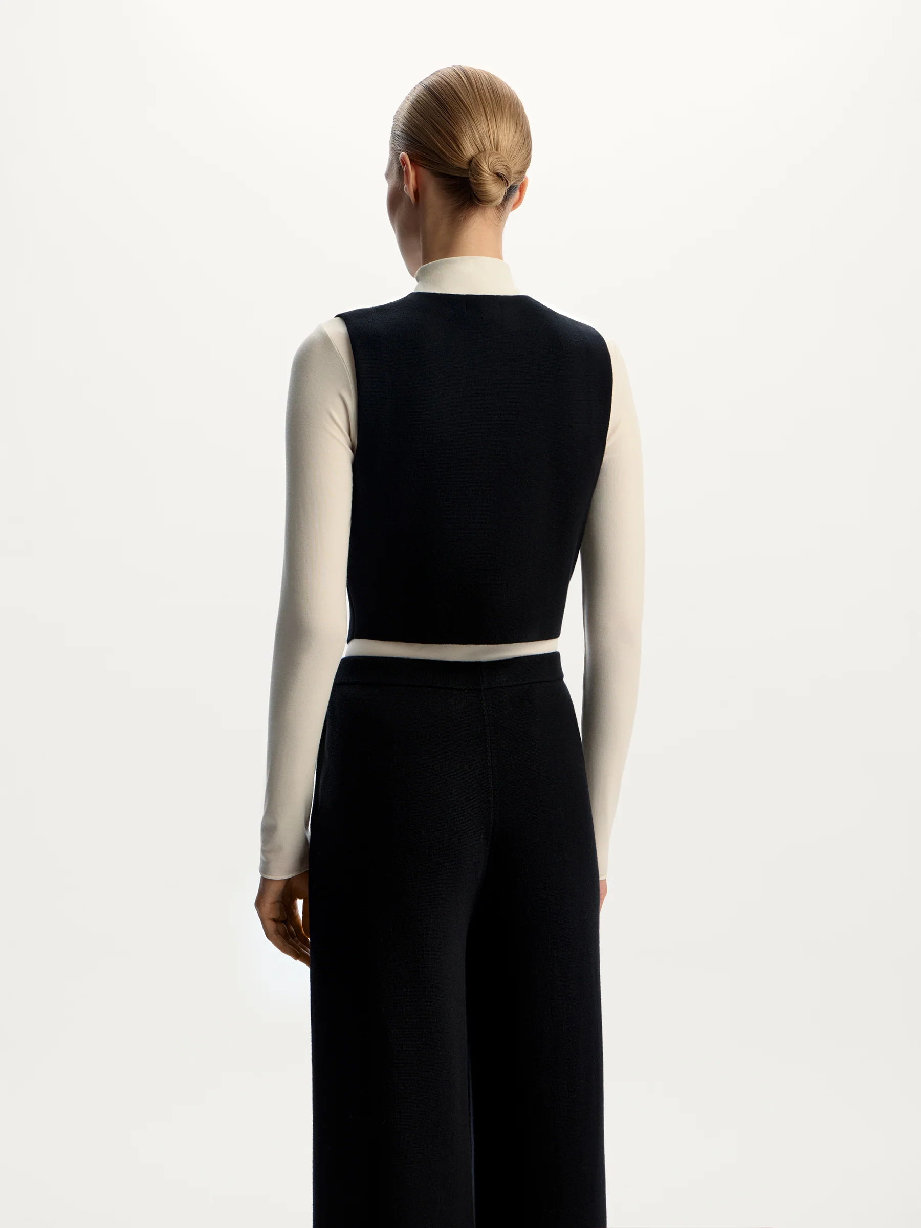 Merino-cotton knit vest - Image 6