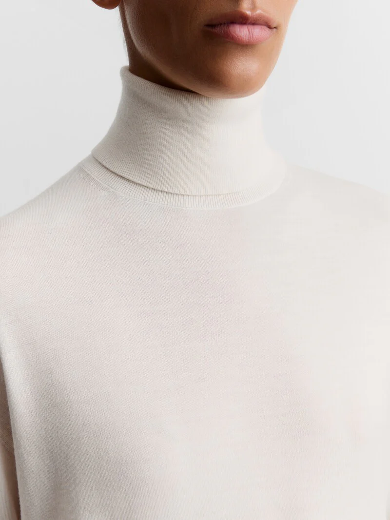 Merino turtleneck - Image 4