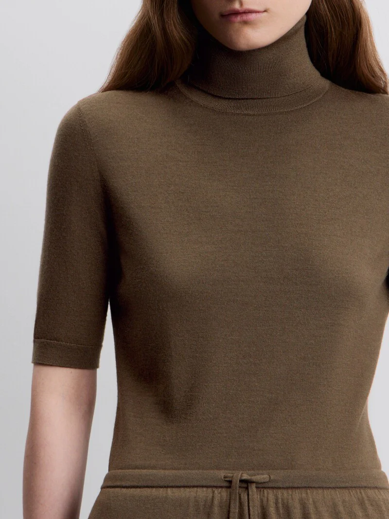 Merino turtleneck top - Image 4
