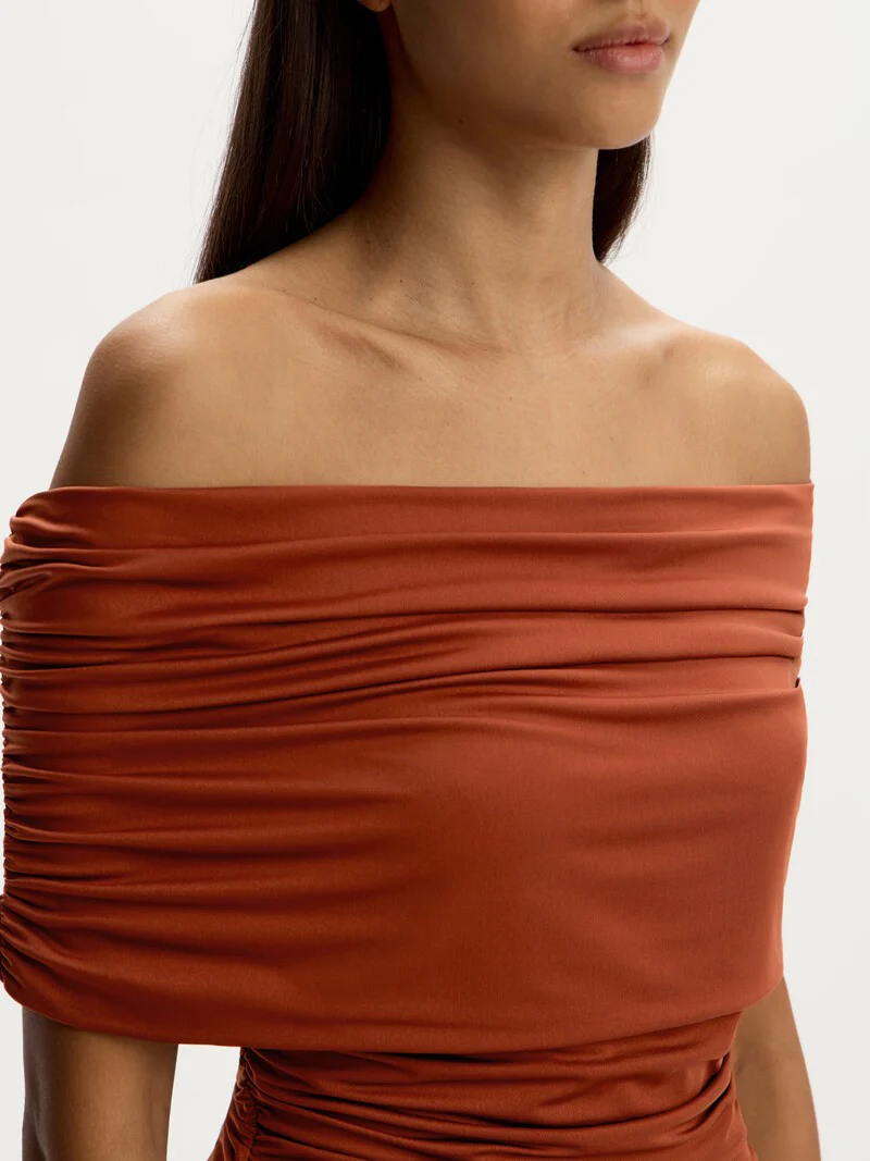 Off-shoulder dress - Image 3