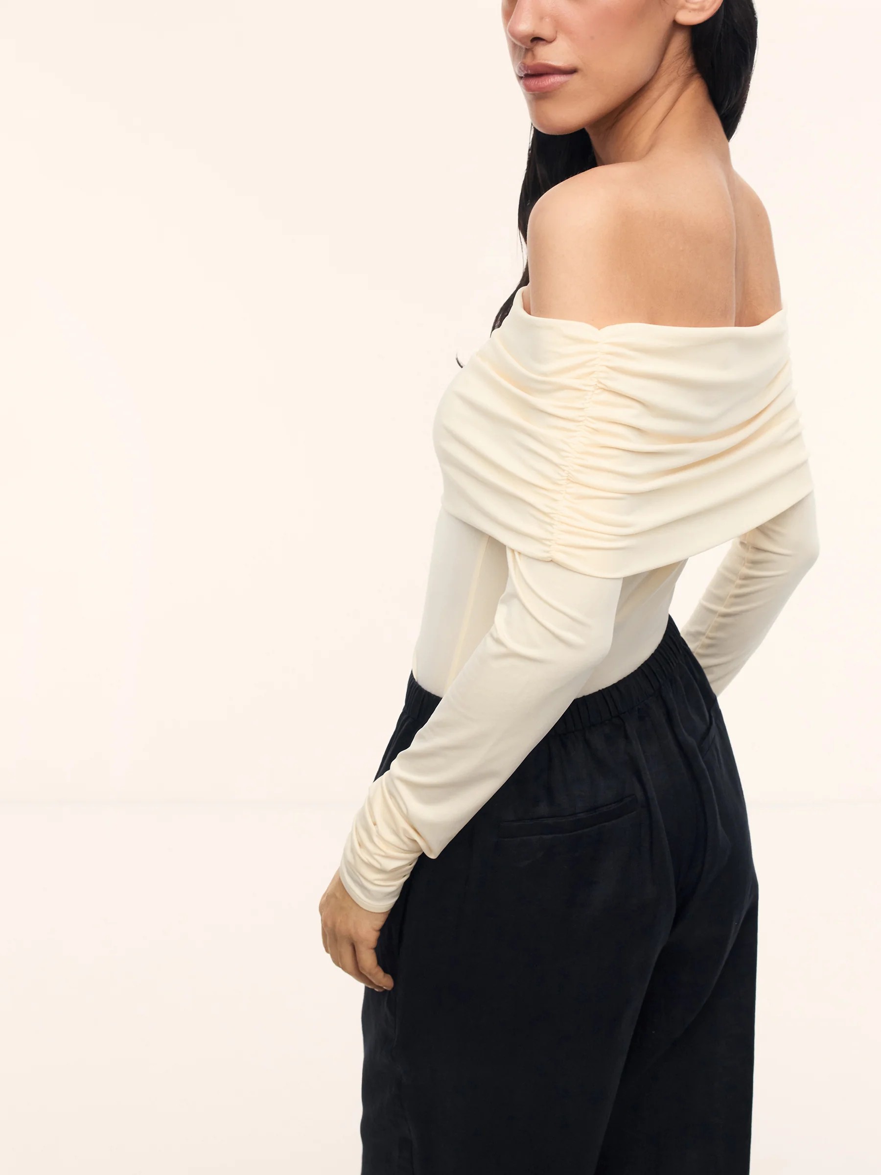 Off-shoulder top - Image 4
