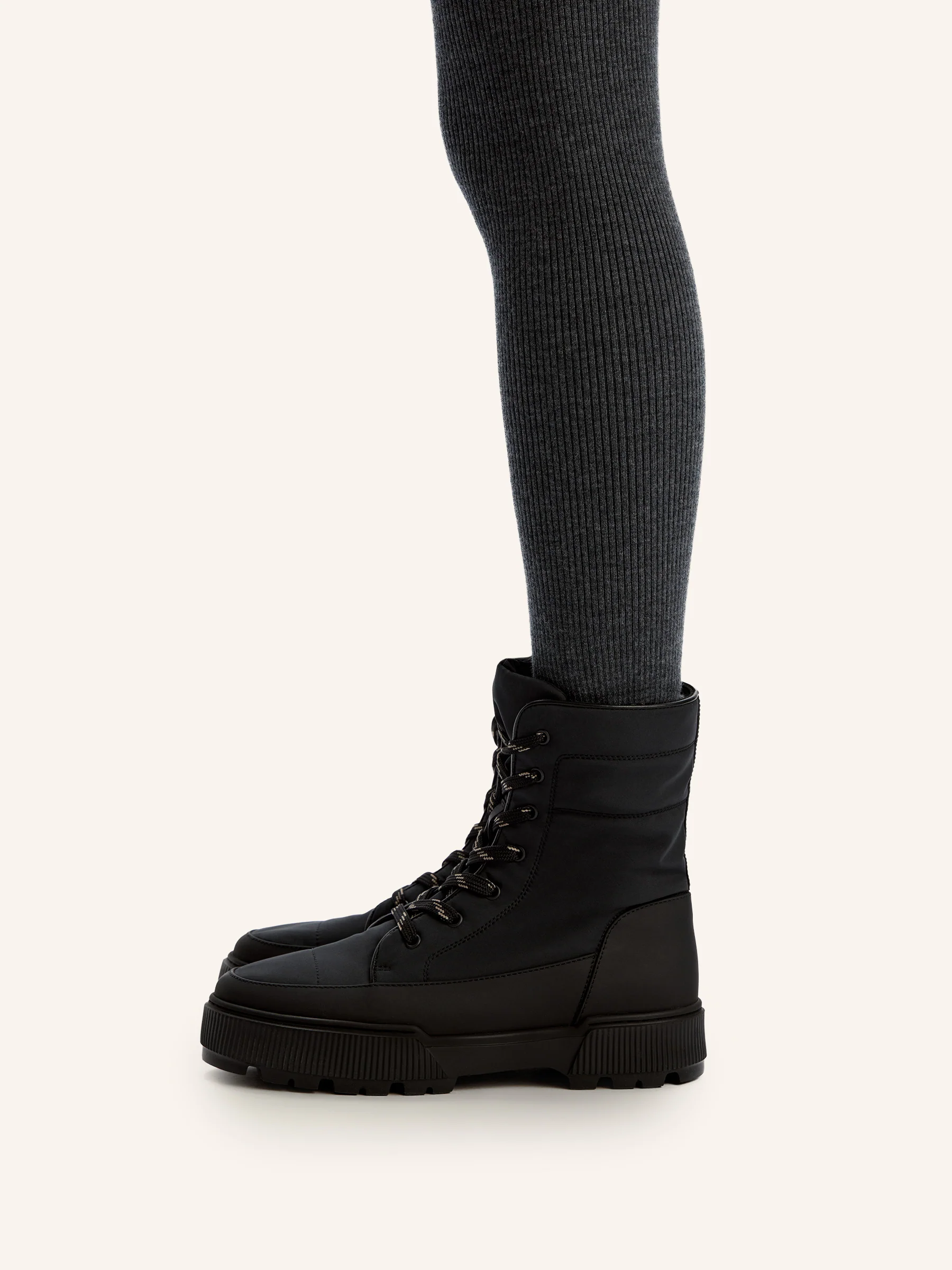 Padded nylon boots - Image 3