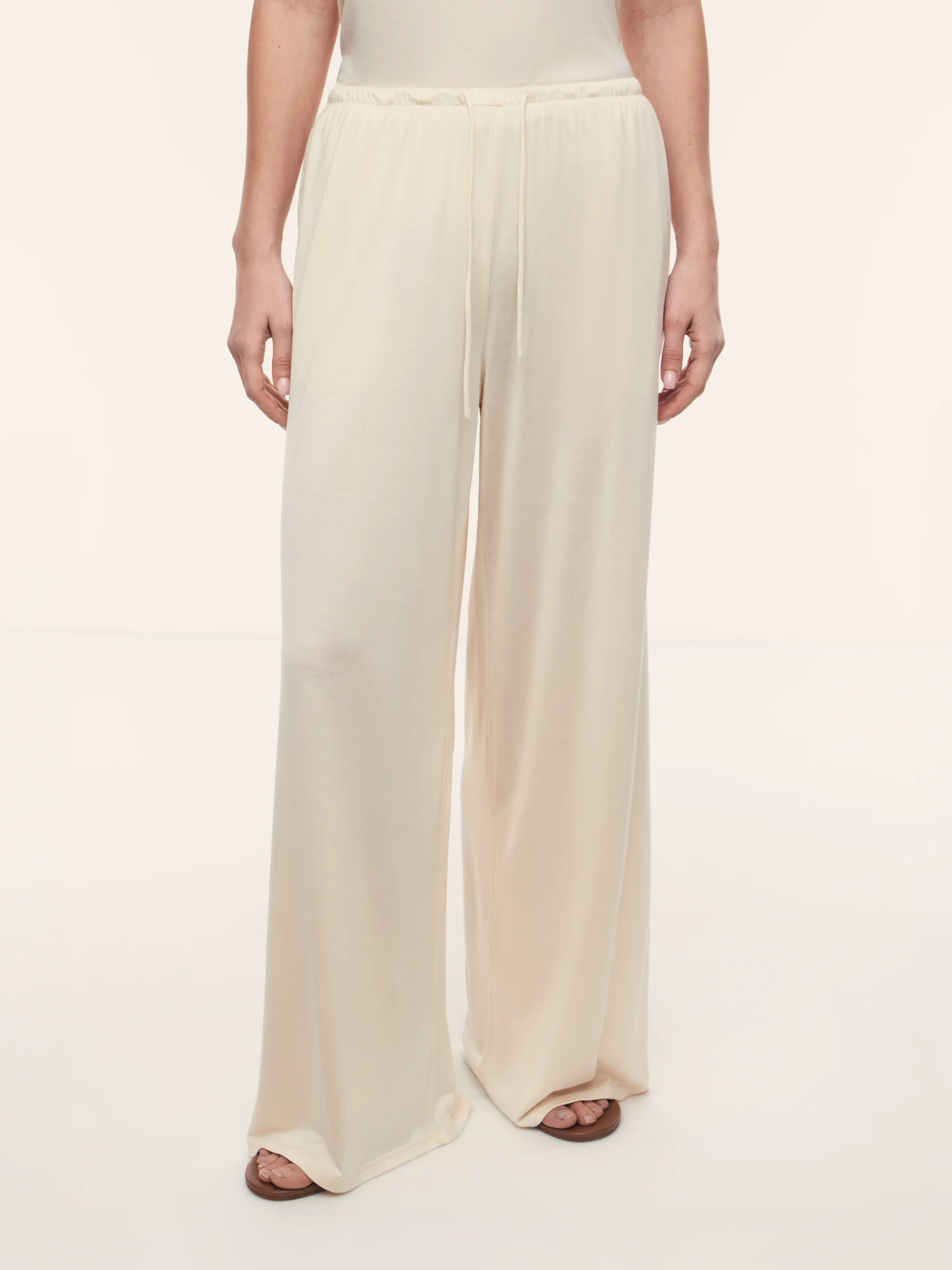 Pearl silk trousers - Image 3