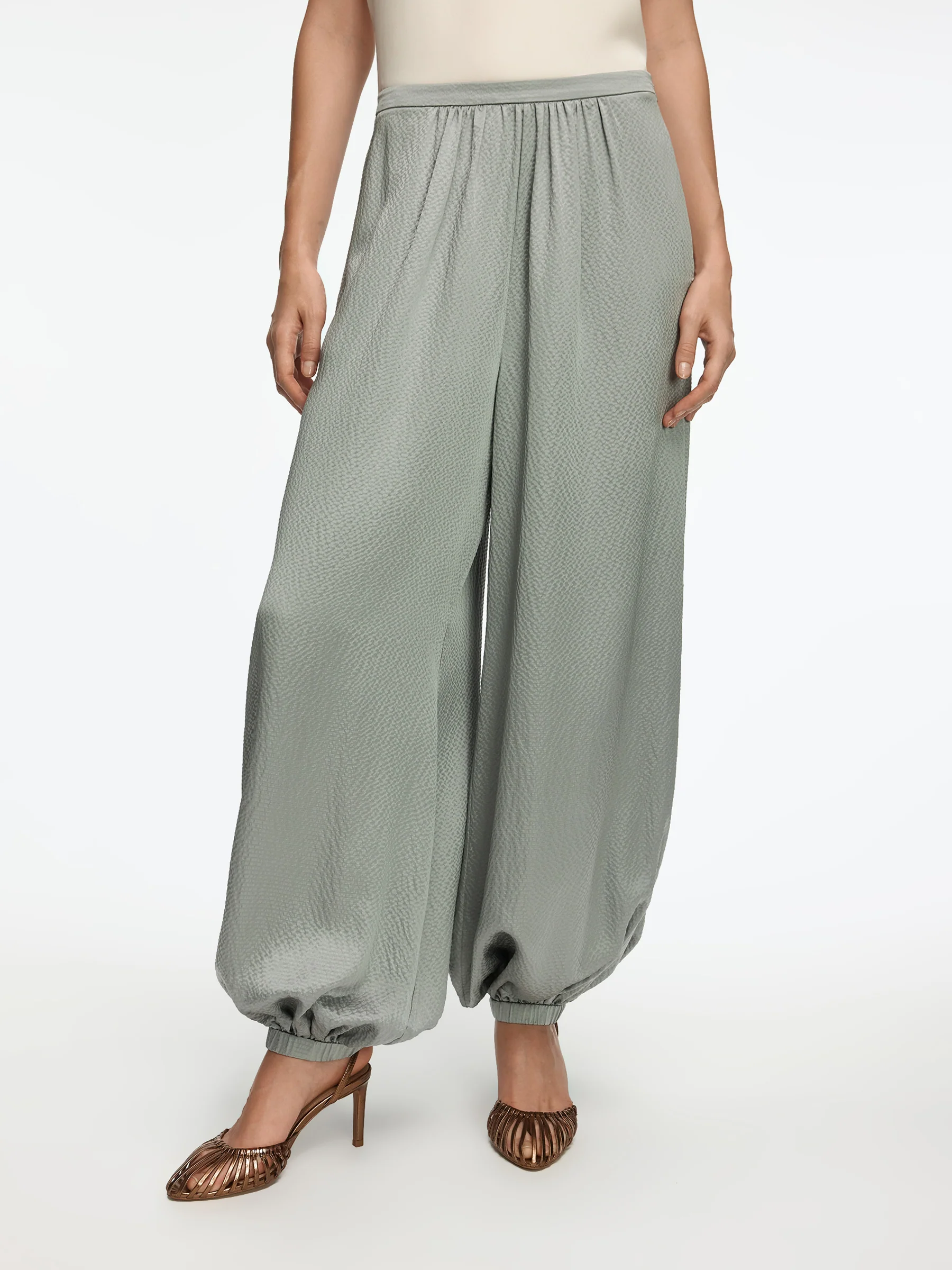 Selene Mulberry silk trousers - Image 3