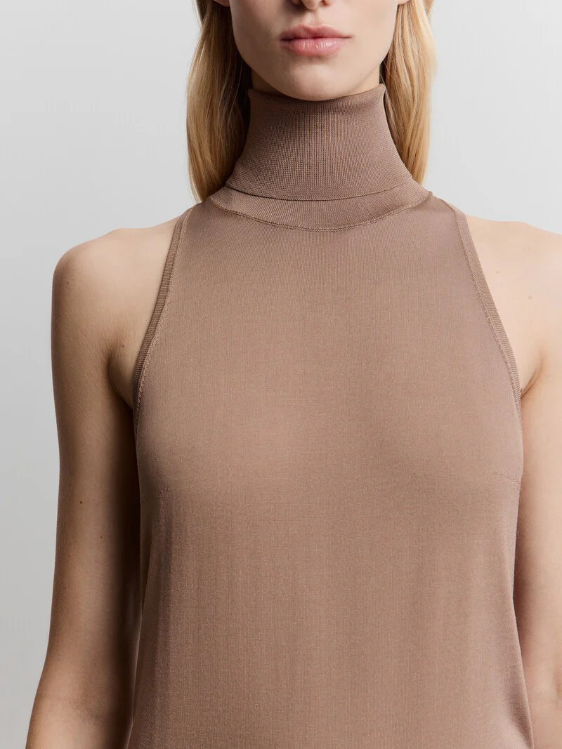 Silk knit turtleneck top - Image 4