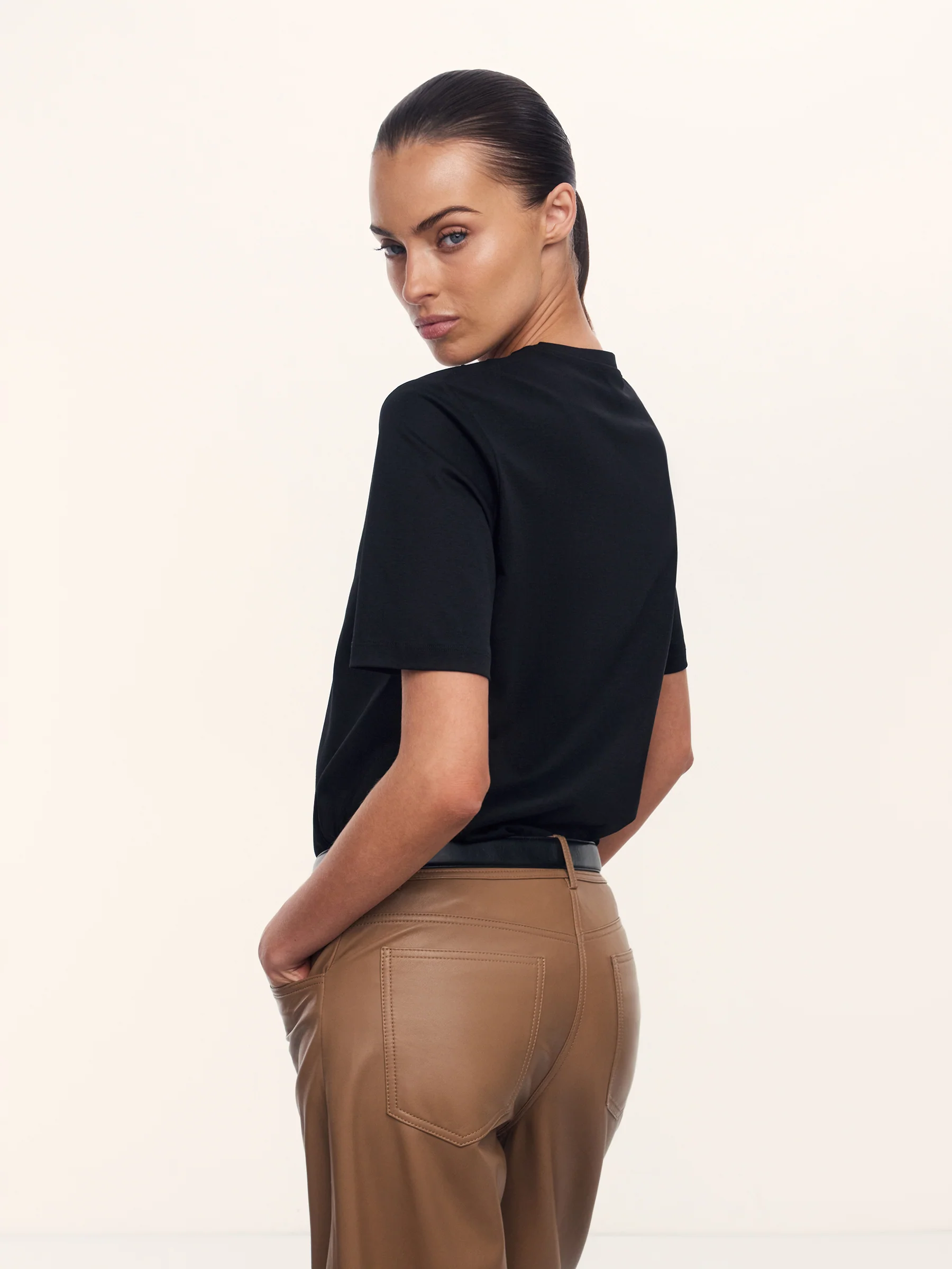 Slim fit T-shirt - Image 5