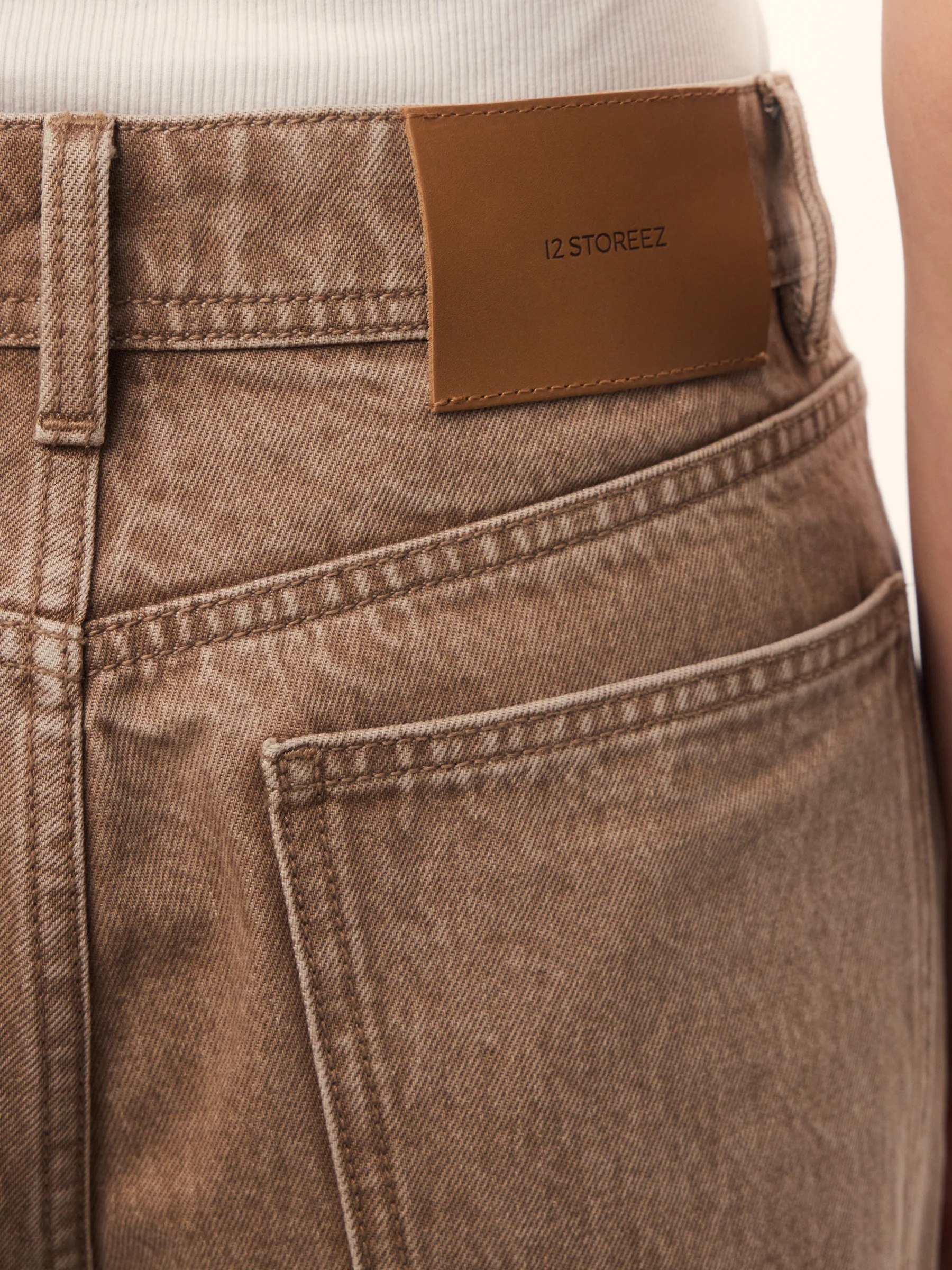 Straight leg jeans 323 - Image 5