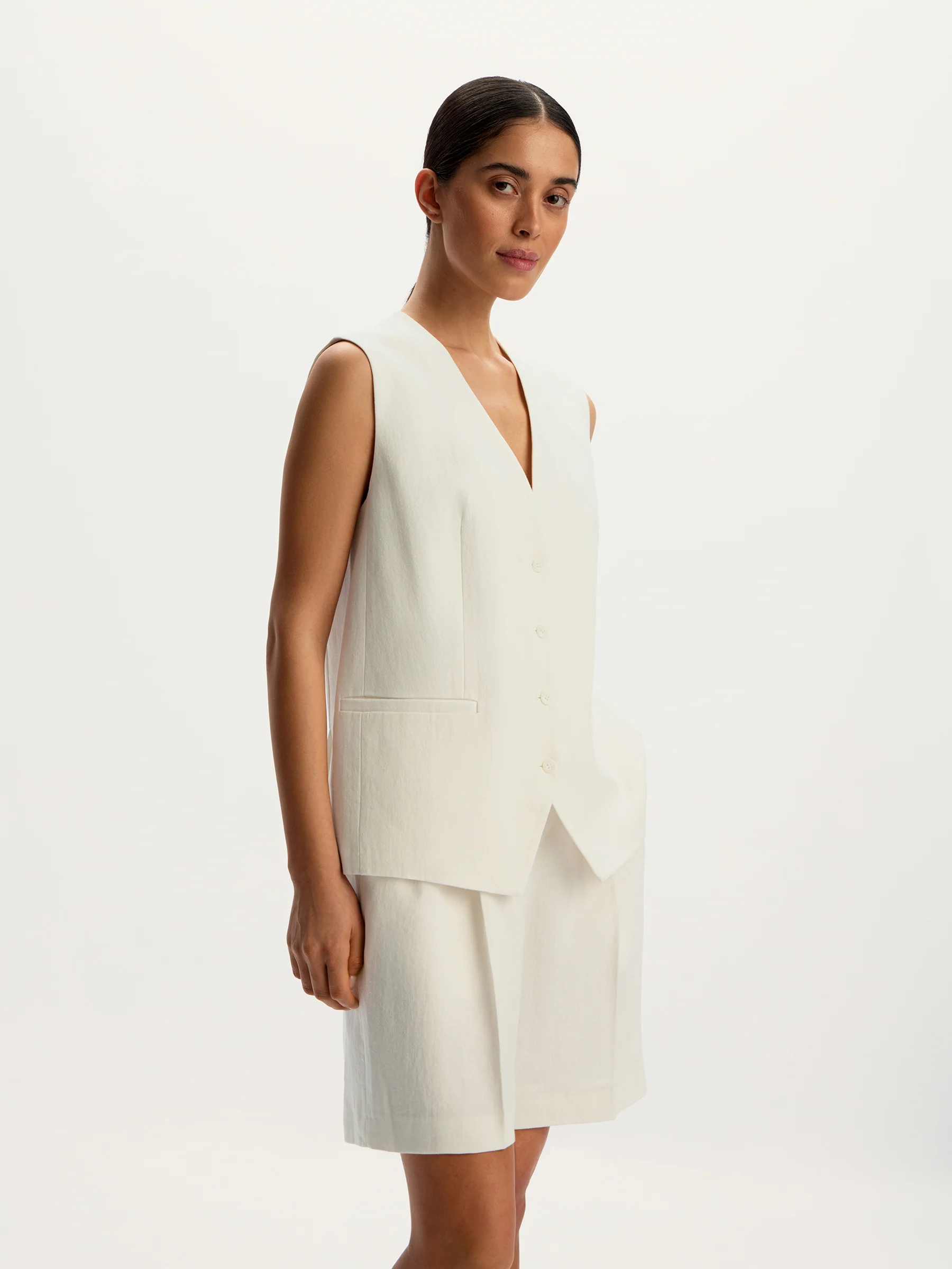 Suit linen Bermuda shorts - Image 2