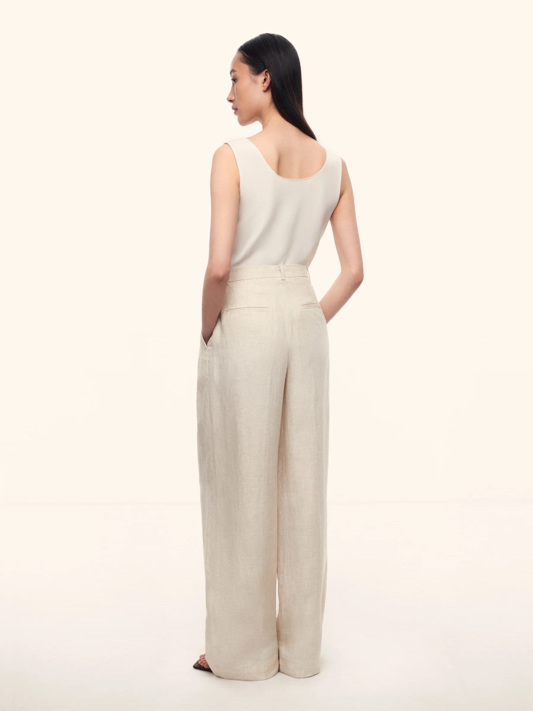 Tailored linen trousers - Image 5