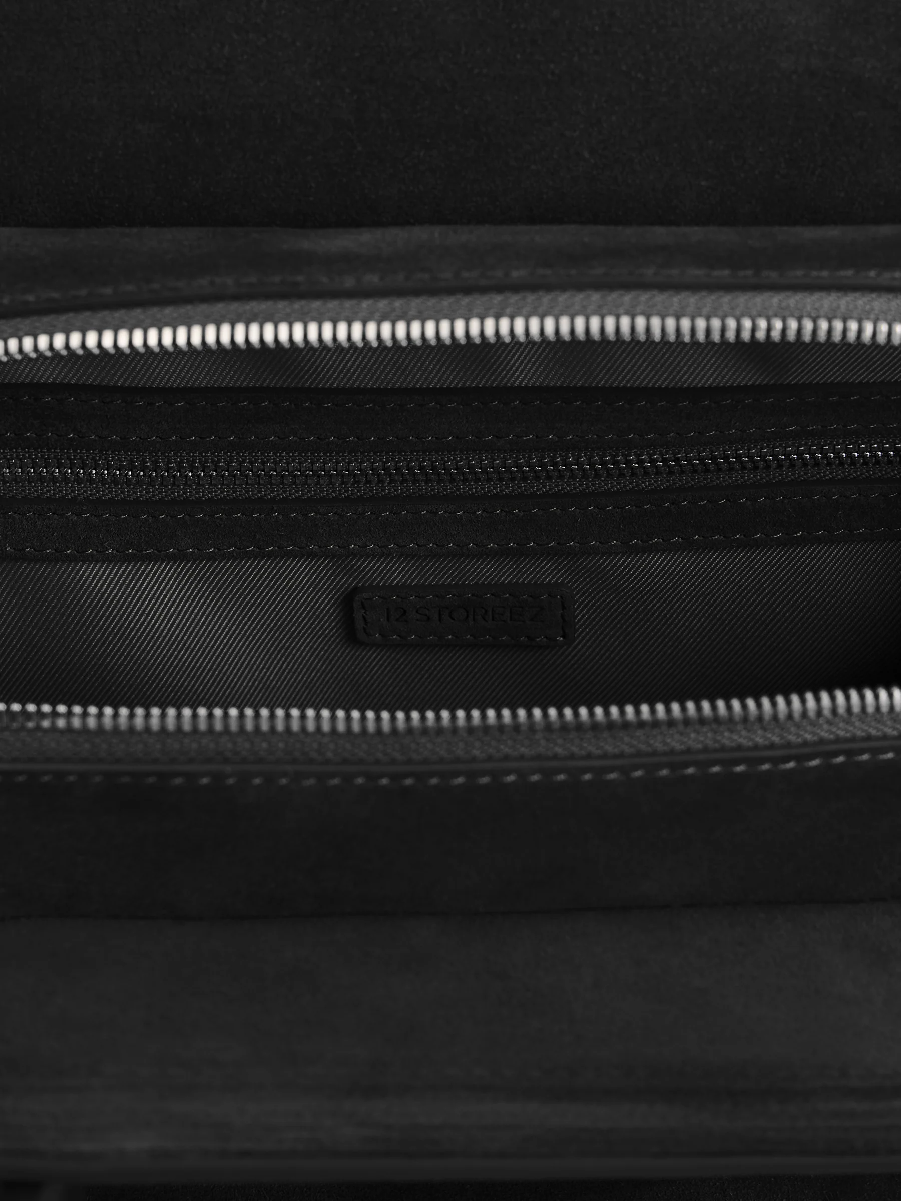Trapeze suede bag - Image 5