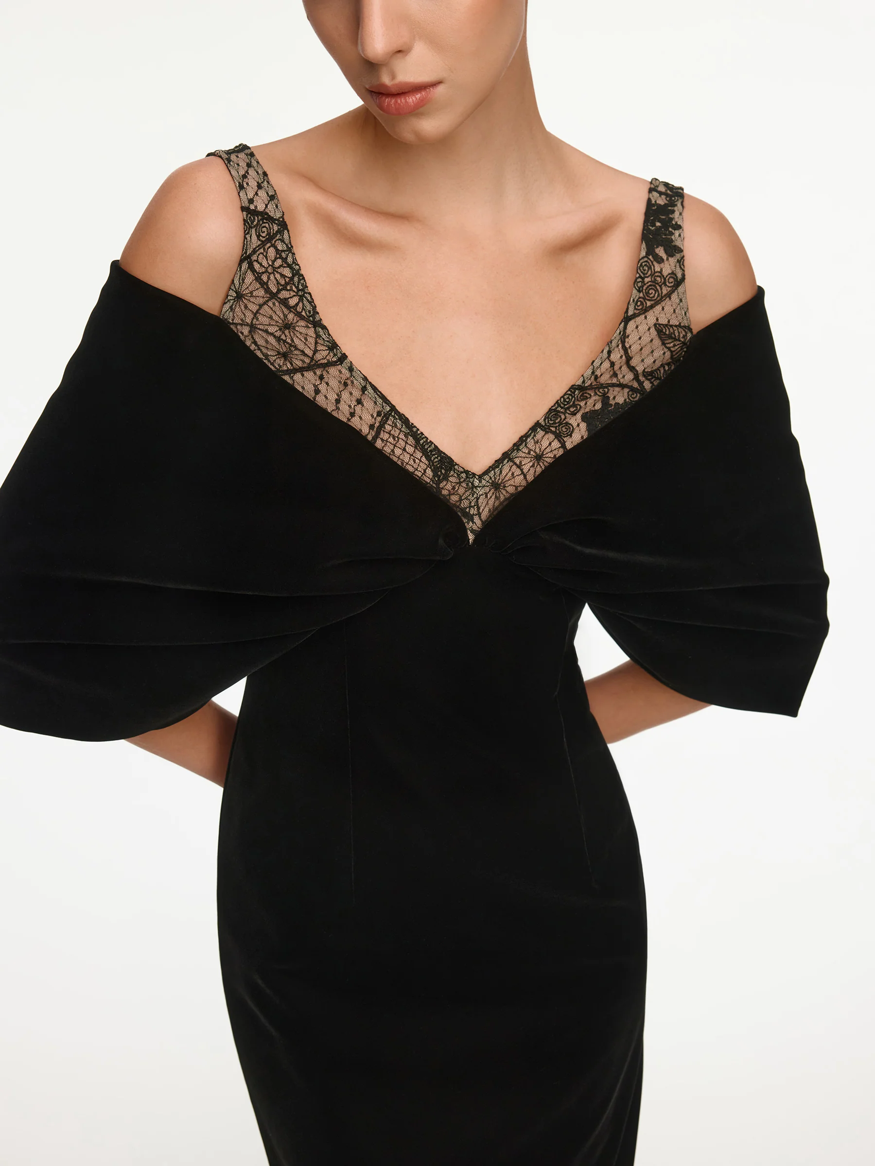 Velvet bow midi dress - Image 4