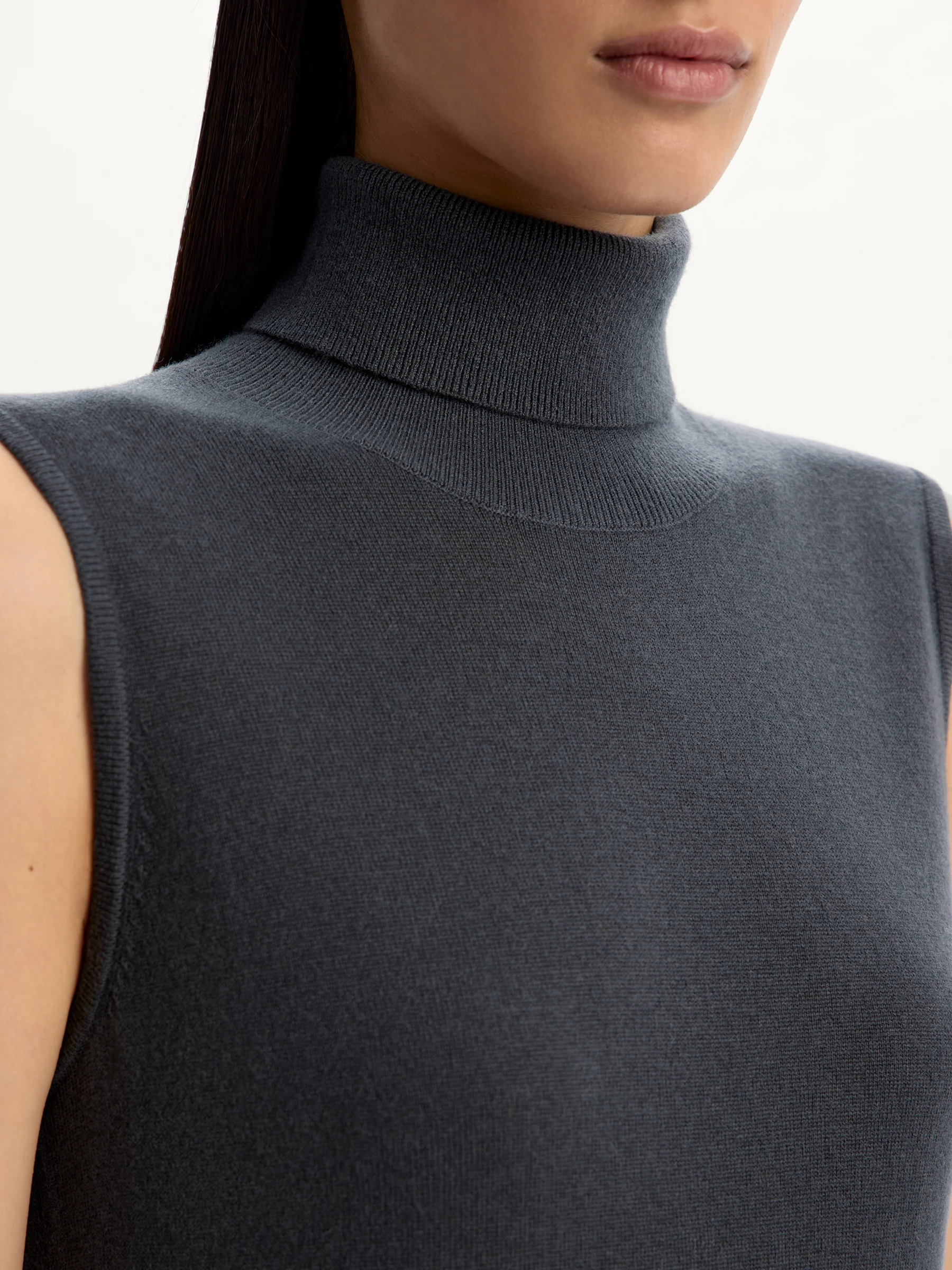 Wool-cashmere dress - Image 3