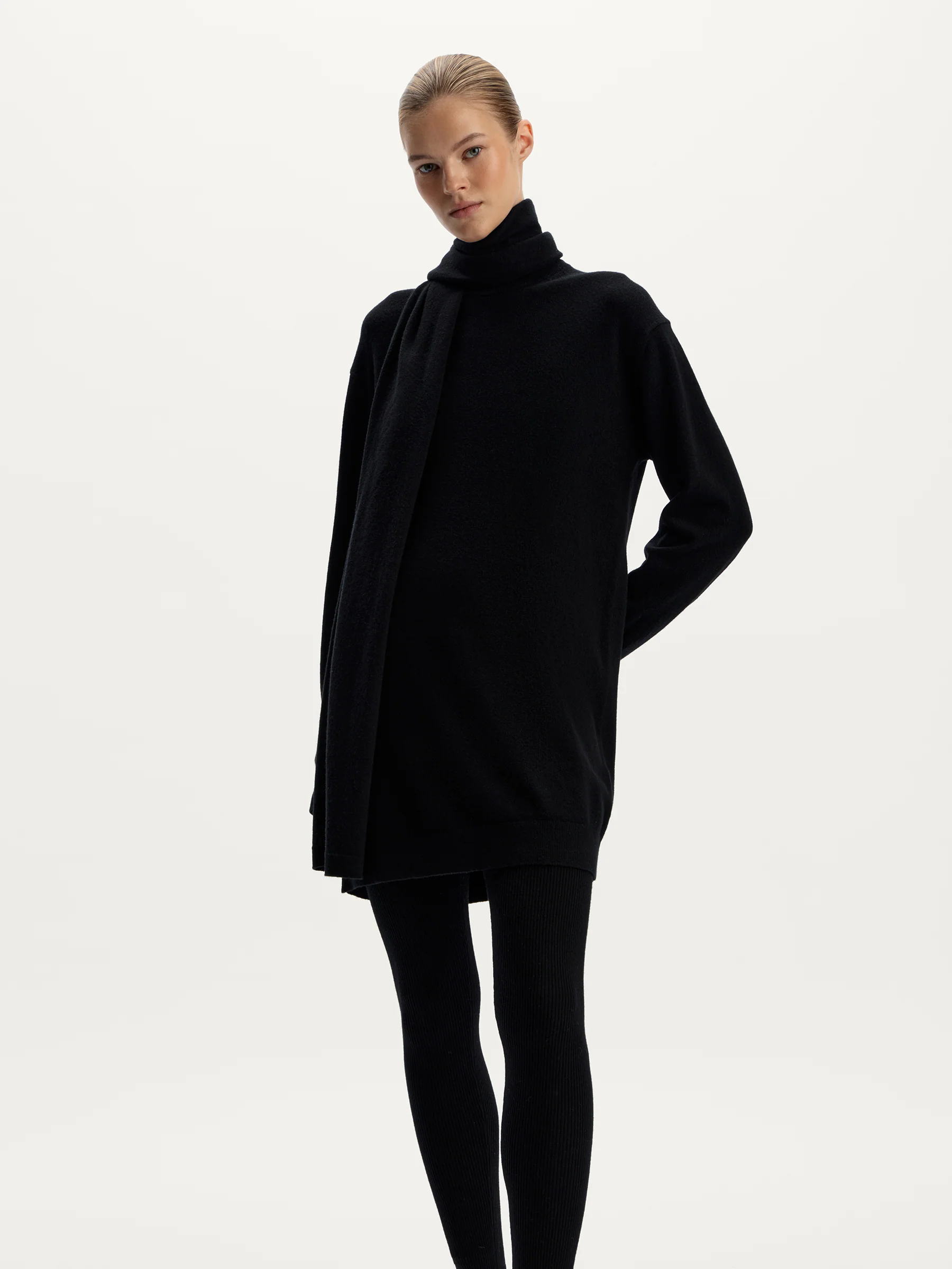 Wool-cashmere scarf dress - Image 2