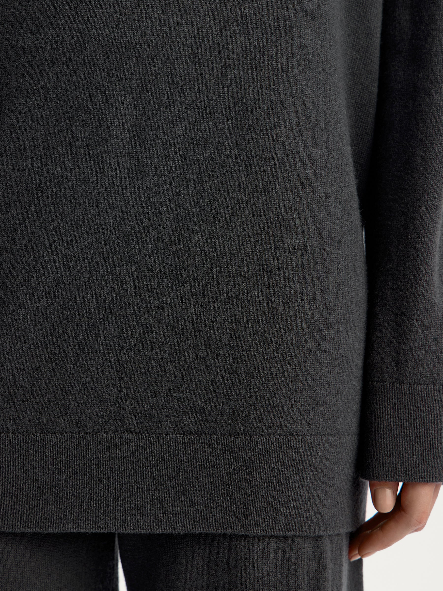 Wool-cashmere turtleneck jumper - Image 4