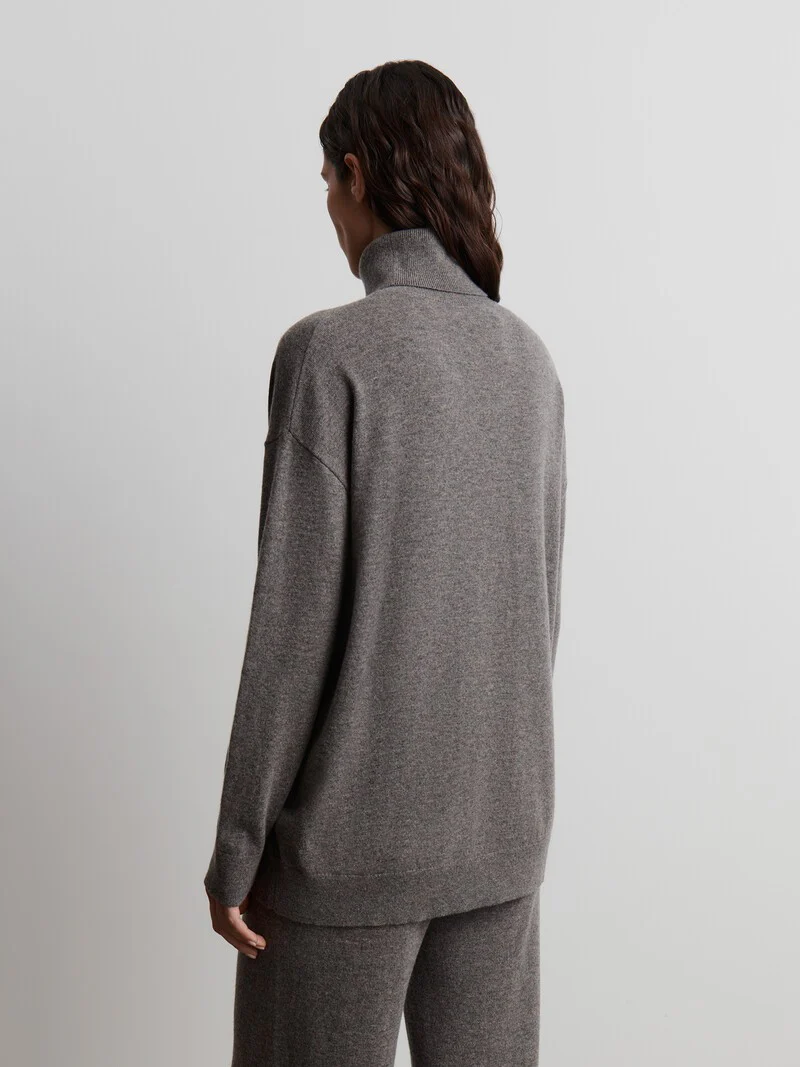 Wool-cashmere turtleneck jumper - Image 5