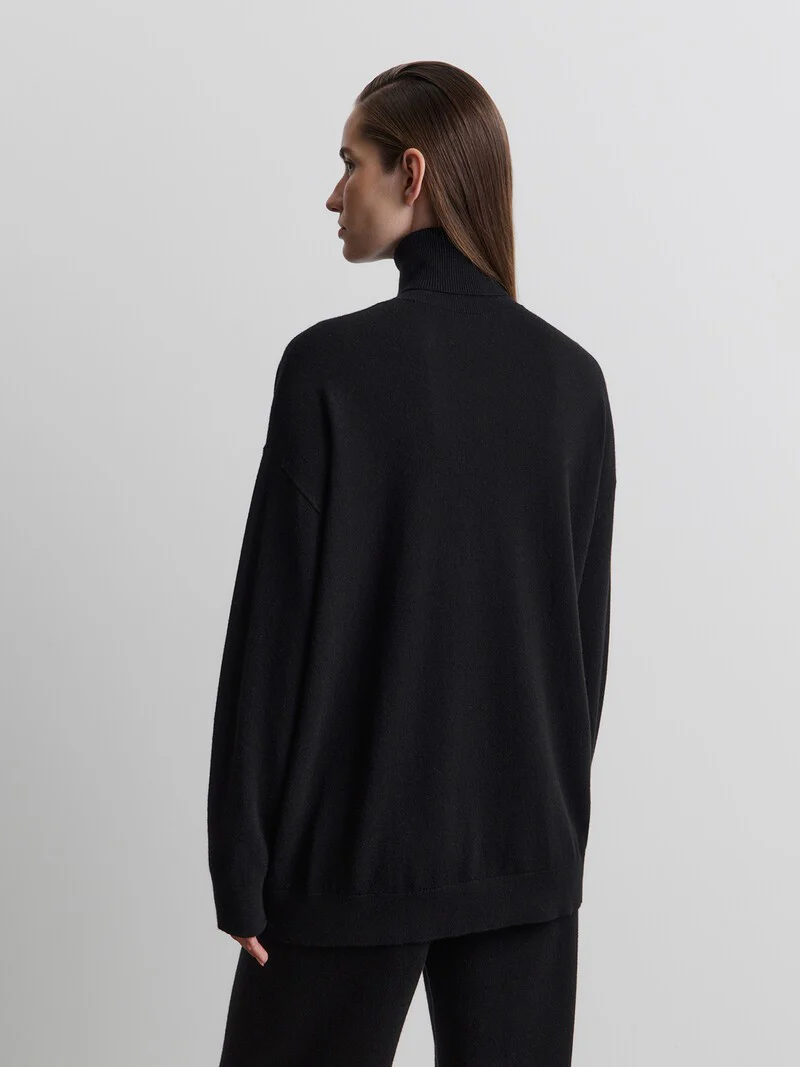 Wool-cashmere turtleneck jumper - Image 5